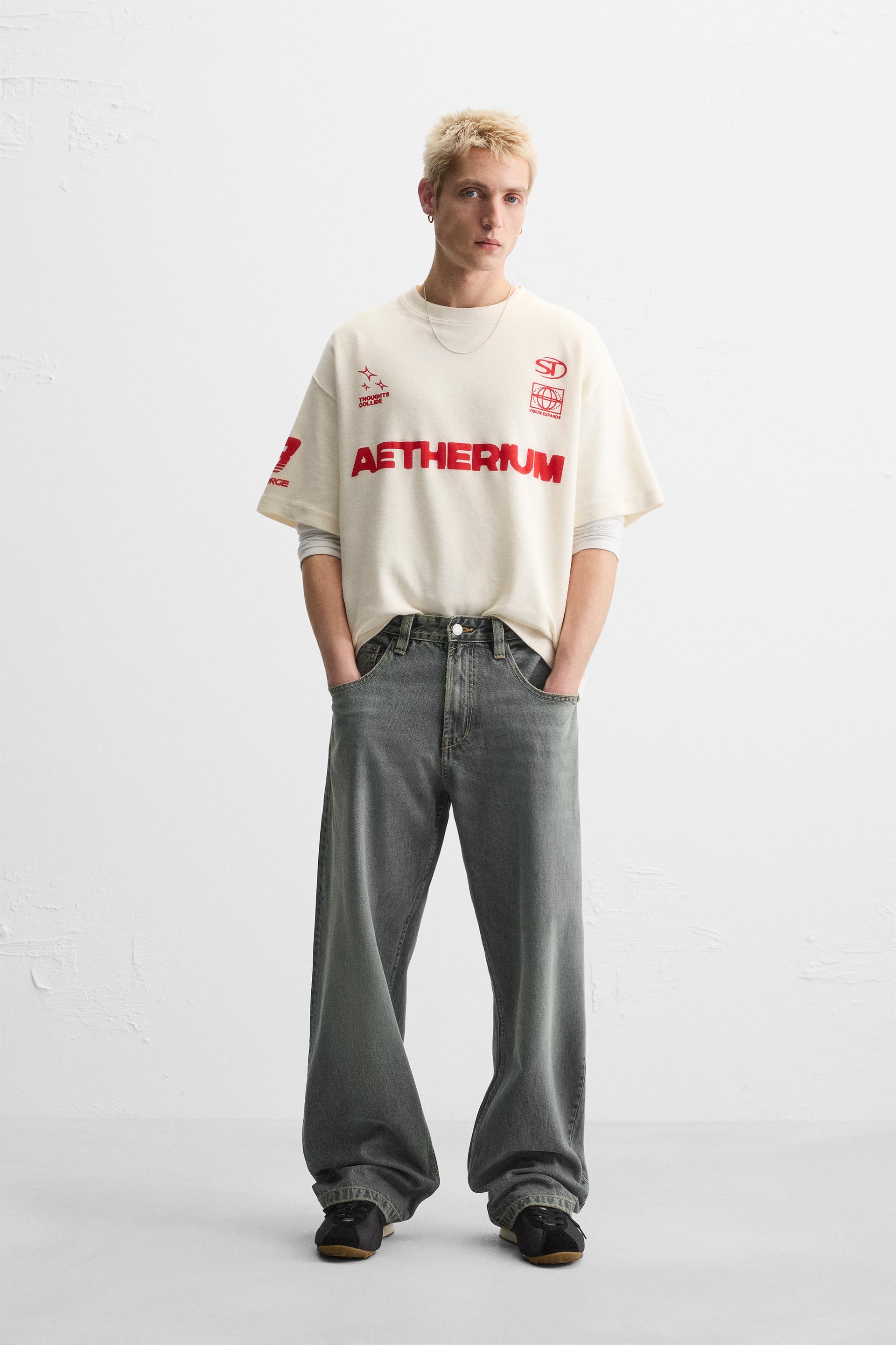 TEXTURED SLOGAN SWEATSHIRT