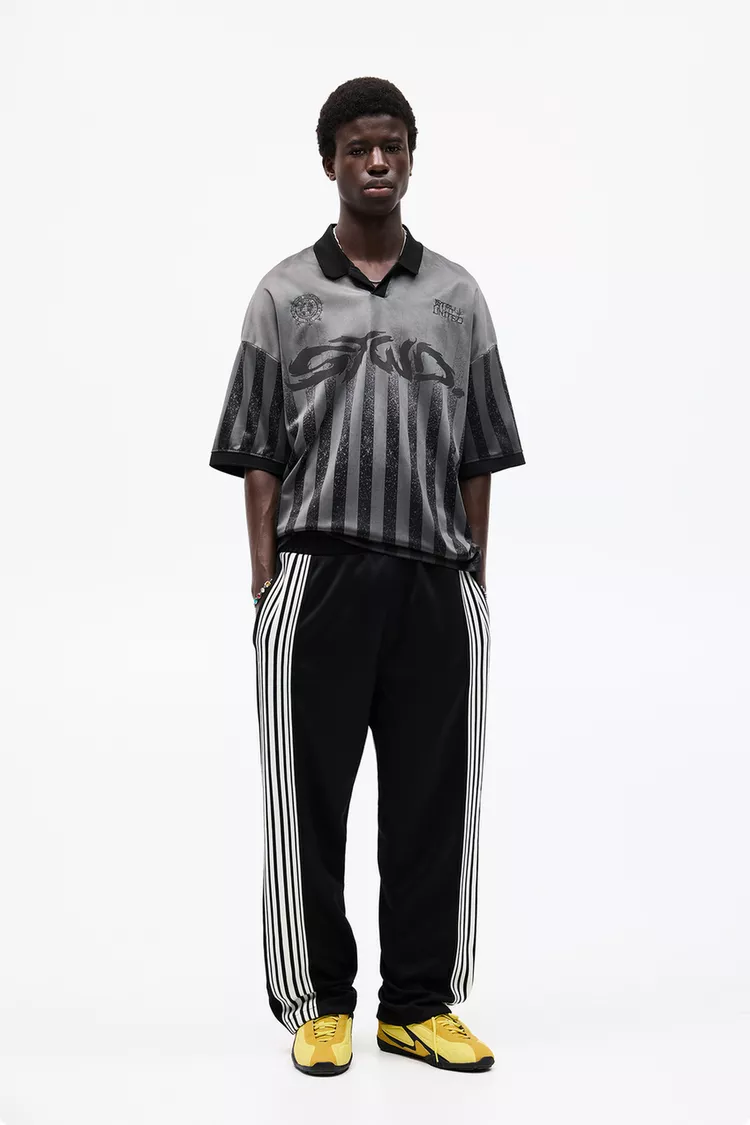 STWD sweatpants with side stripes