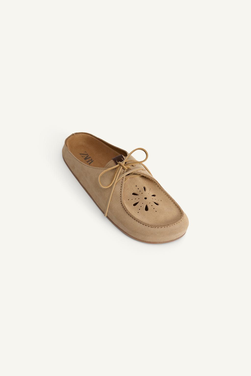 LIMITED EDITION LEATHER CLOGS