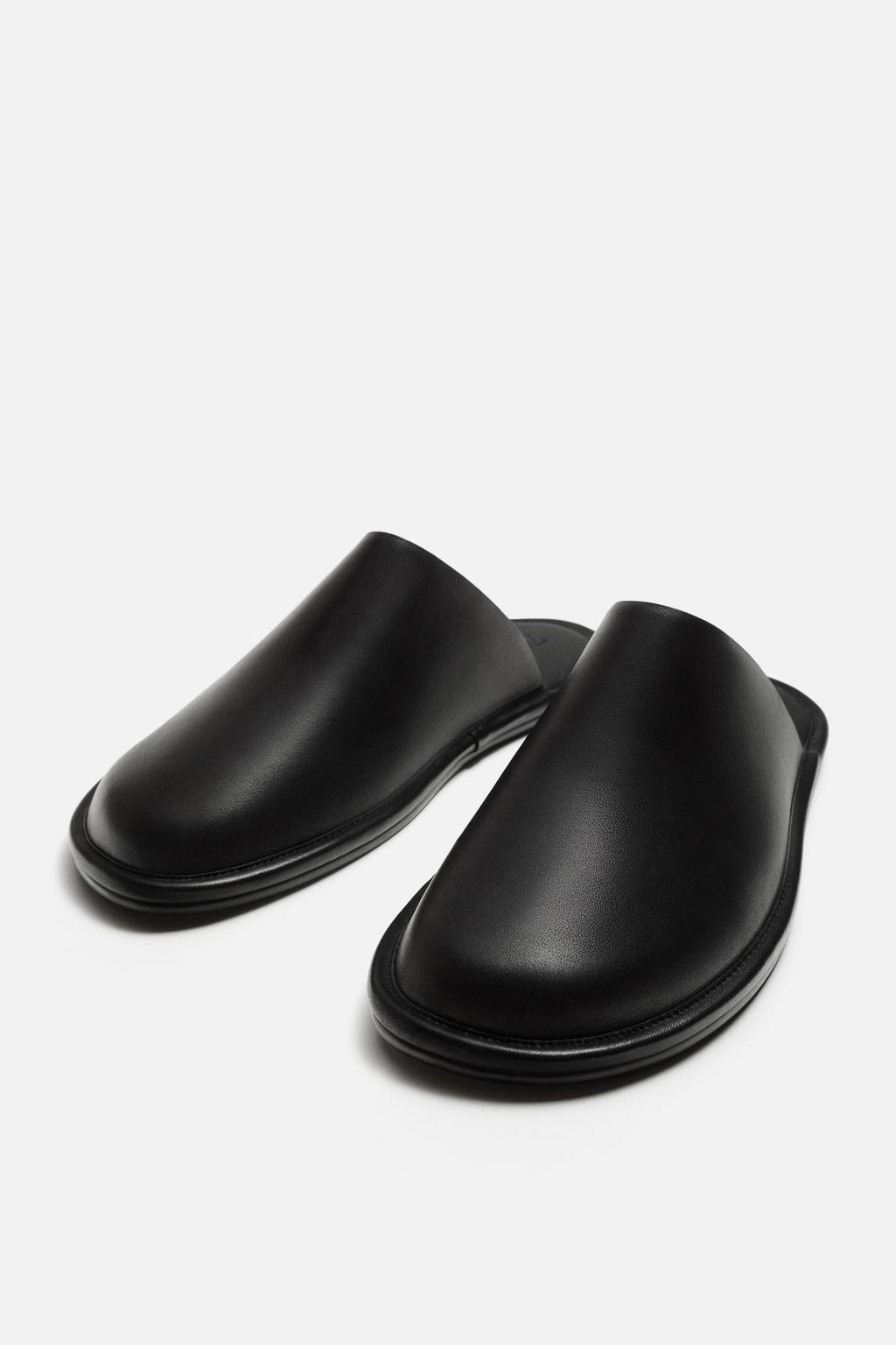 LEATHER CLOGS