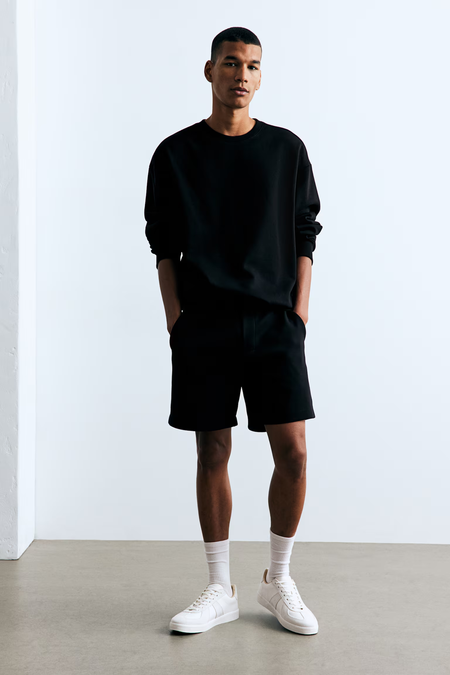 Loose Fit Sweatshirt