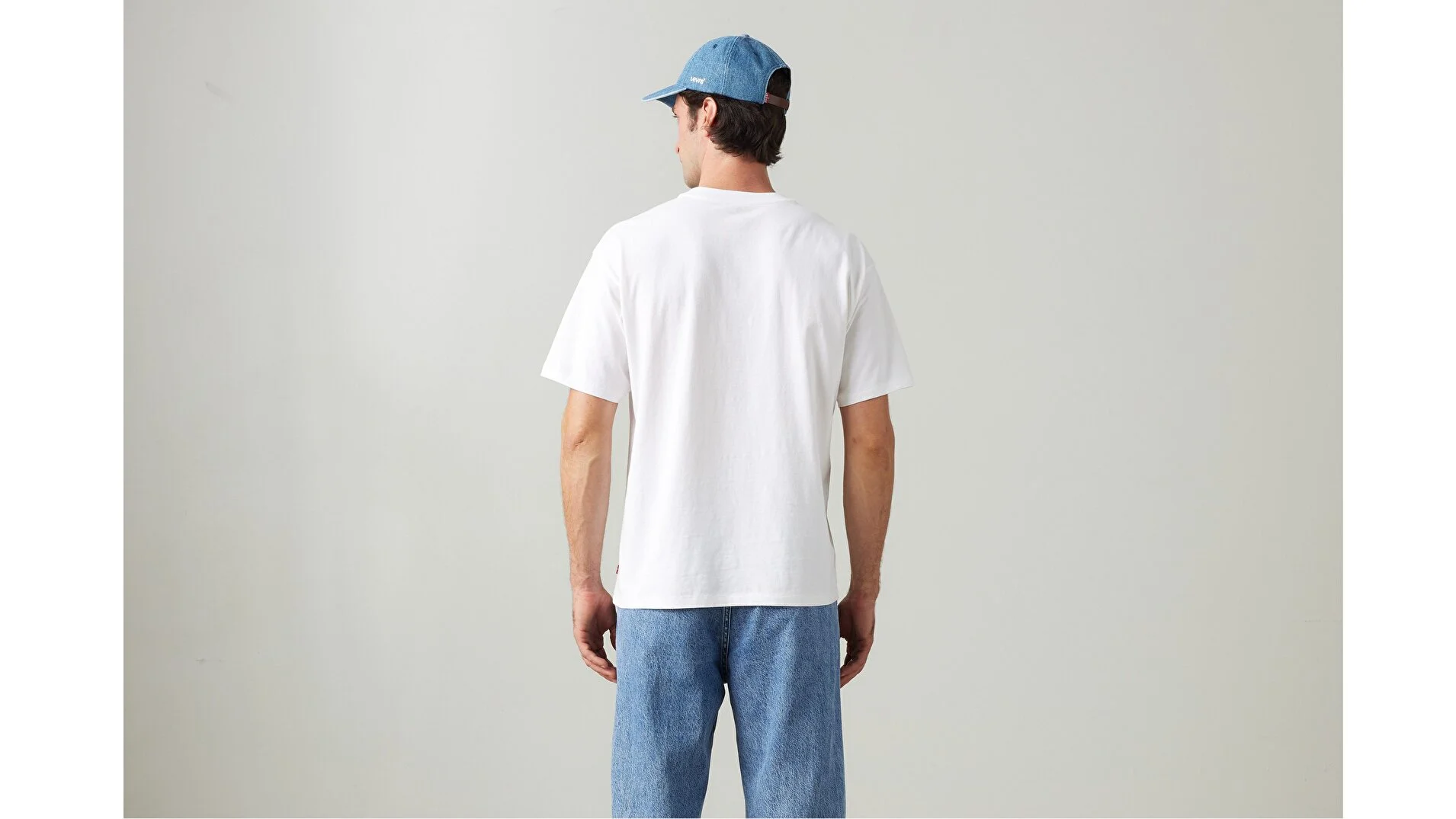 Vintage Batwing Graphic T-Shirt 125550