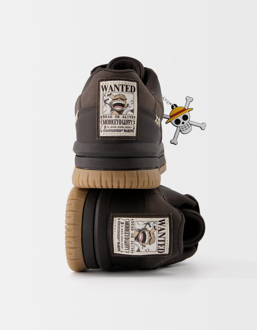 One Piece skater sneakers with keychain detail