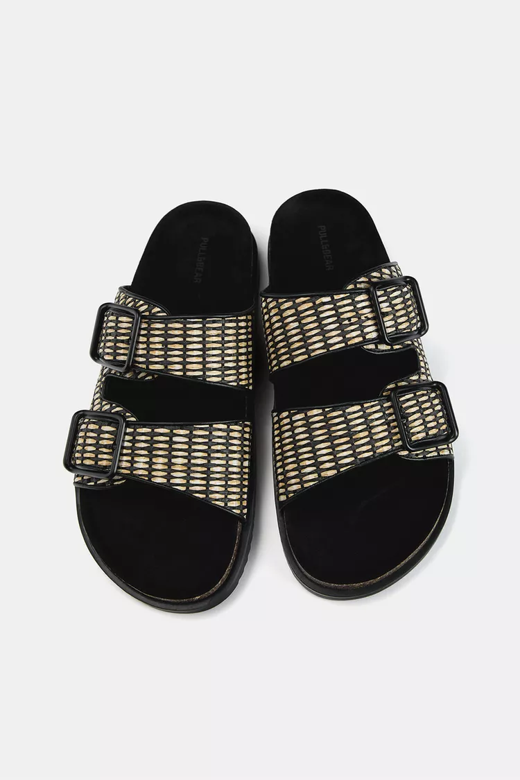 Patterned buckled flat sandals