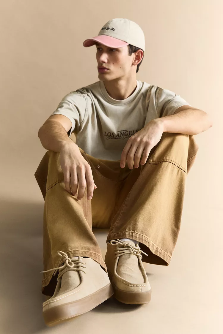 Lace-up leather boots