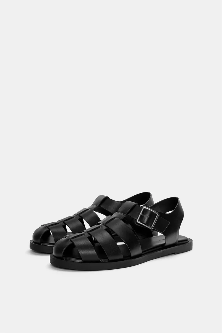 Cage sandals