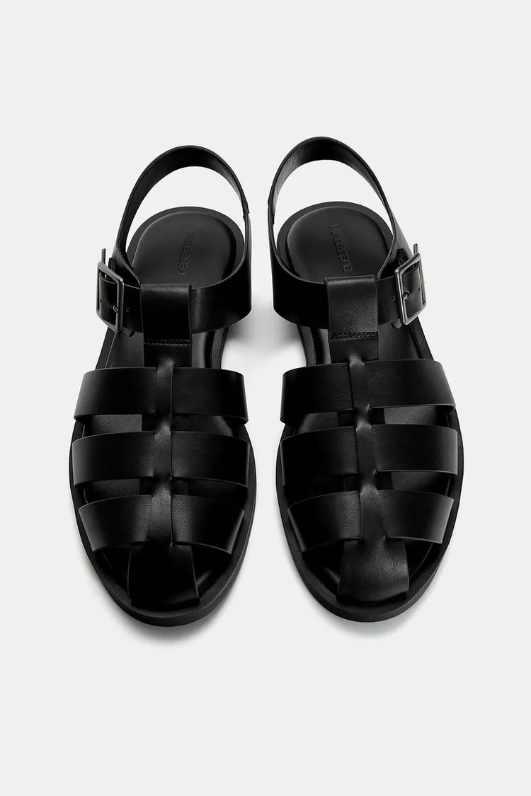 Cage sandals