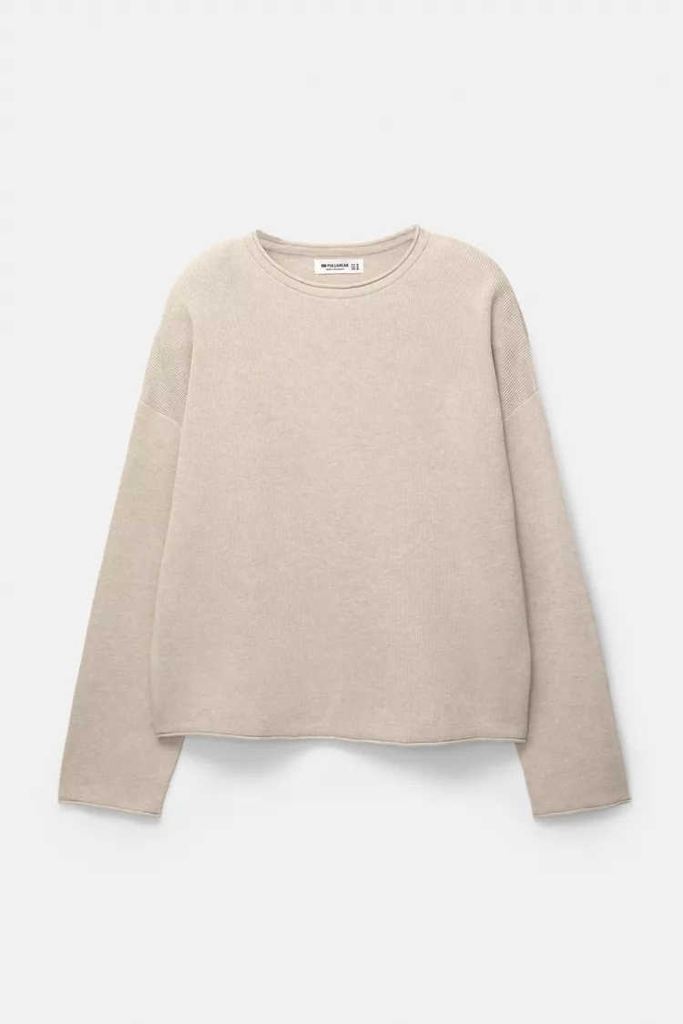 Sweater with faded effect and seamless edges