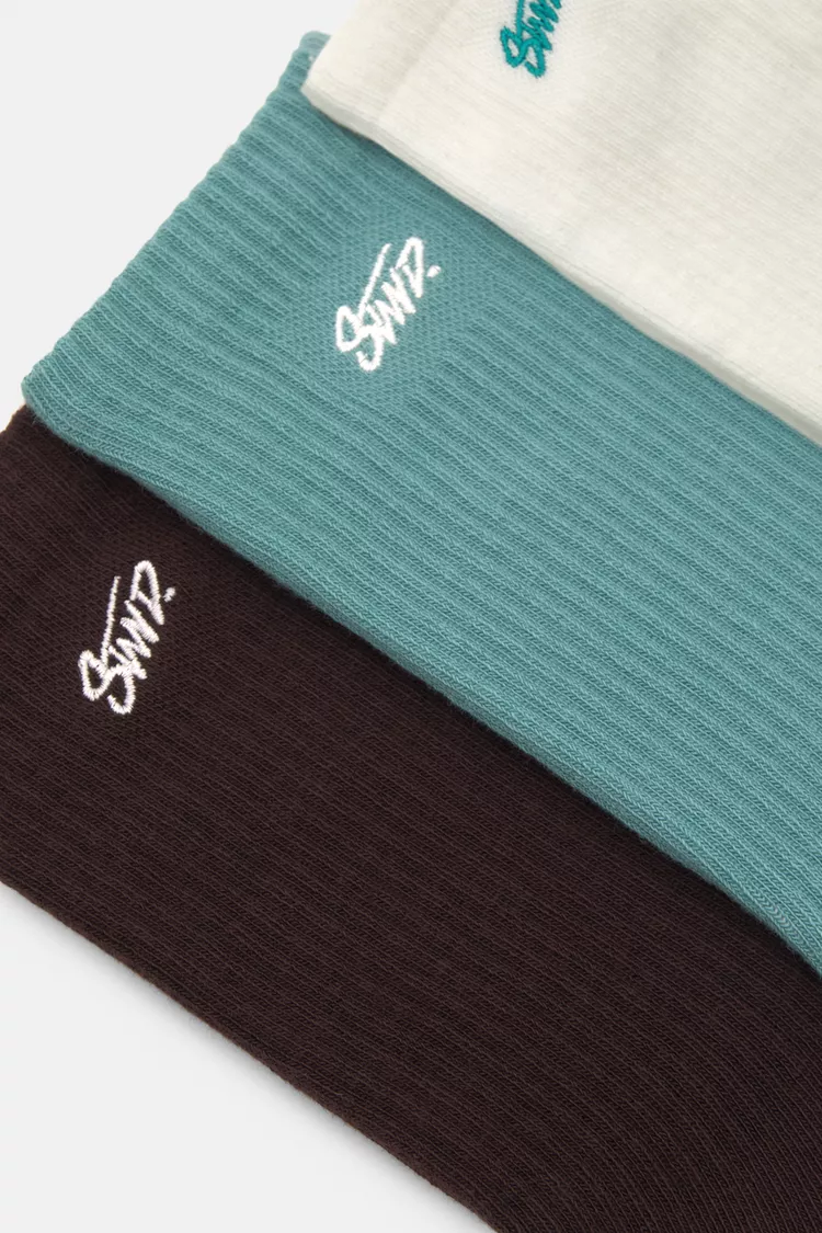 STWD embroidered socks set
