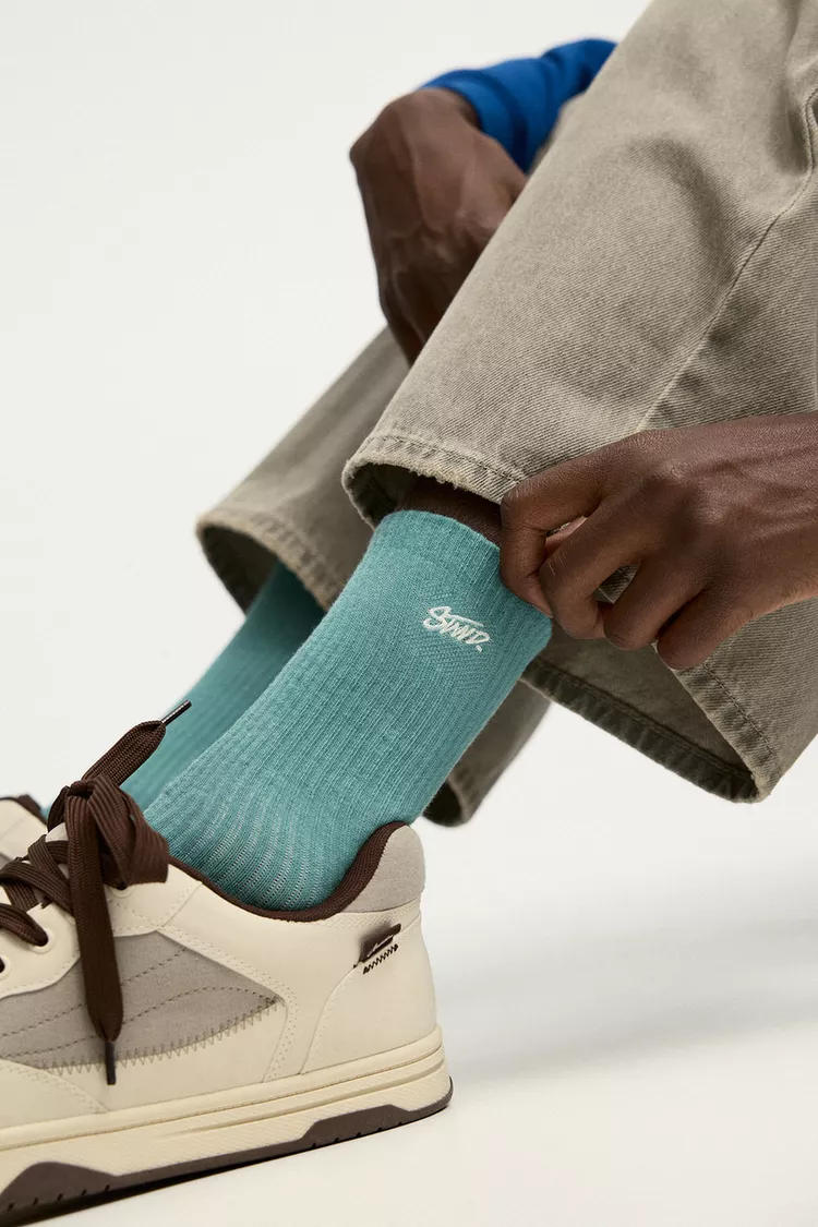STWD embroidered socks set