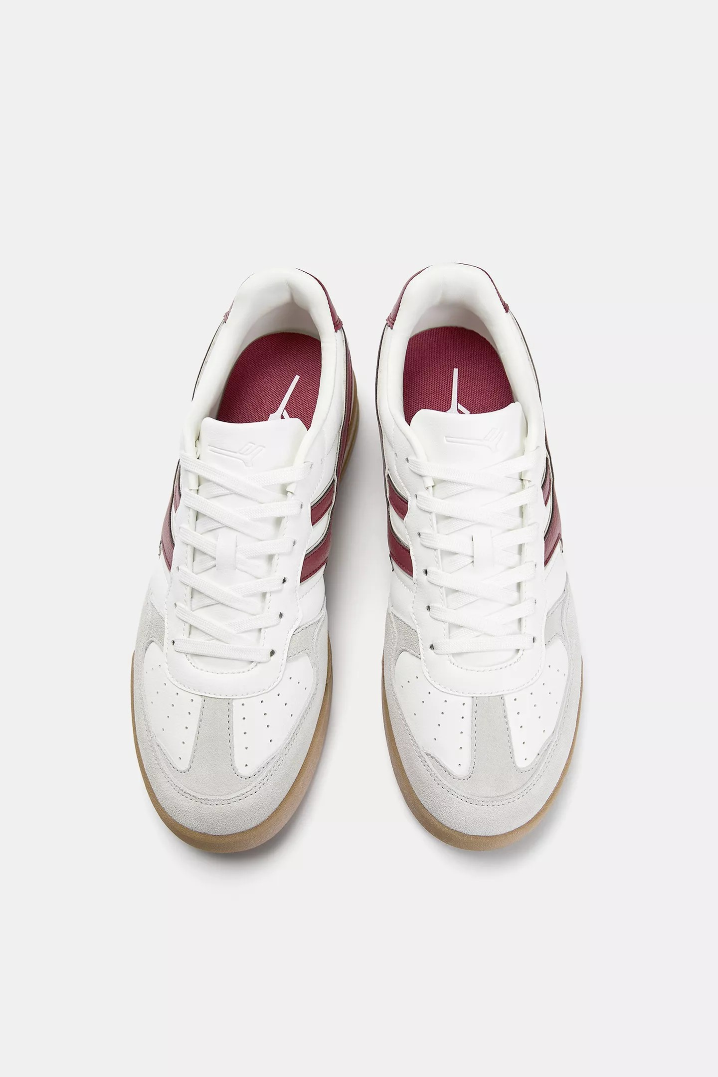 Retro trainers