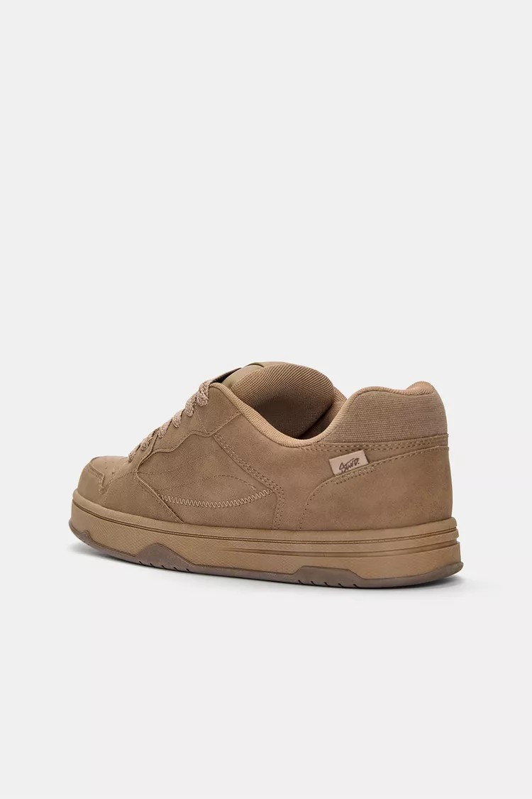 STWD skate trainers