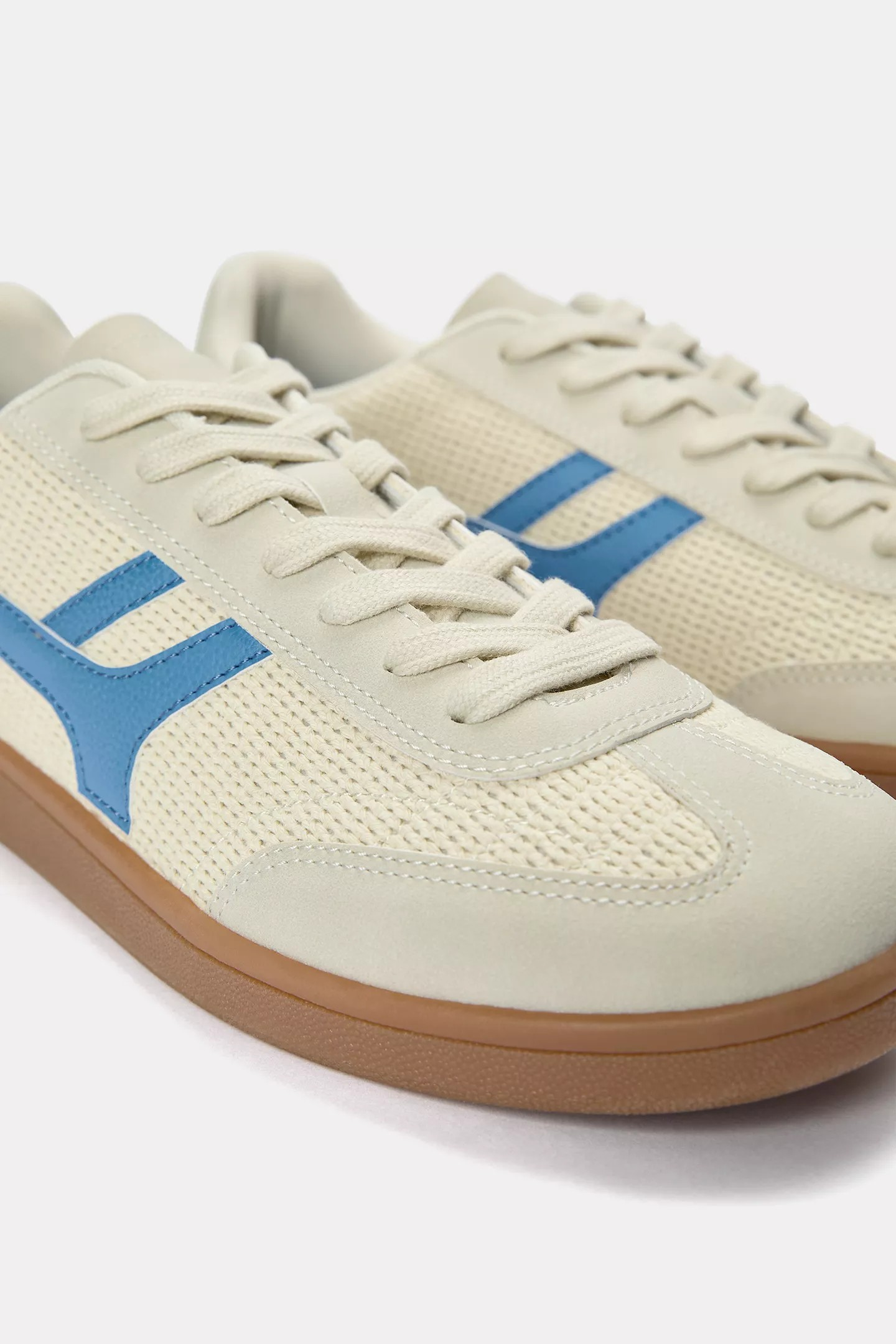 Retro fabric trainers