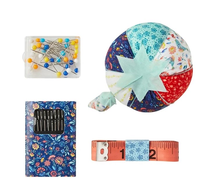 NEW The Pioneer Woman Mazie Sewing Kit