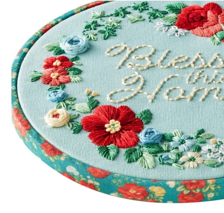 NEW The Pioneer Woman Vintage Floral Needlecraft Kit