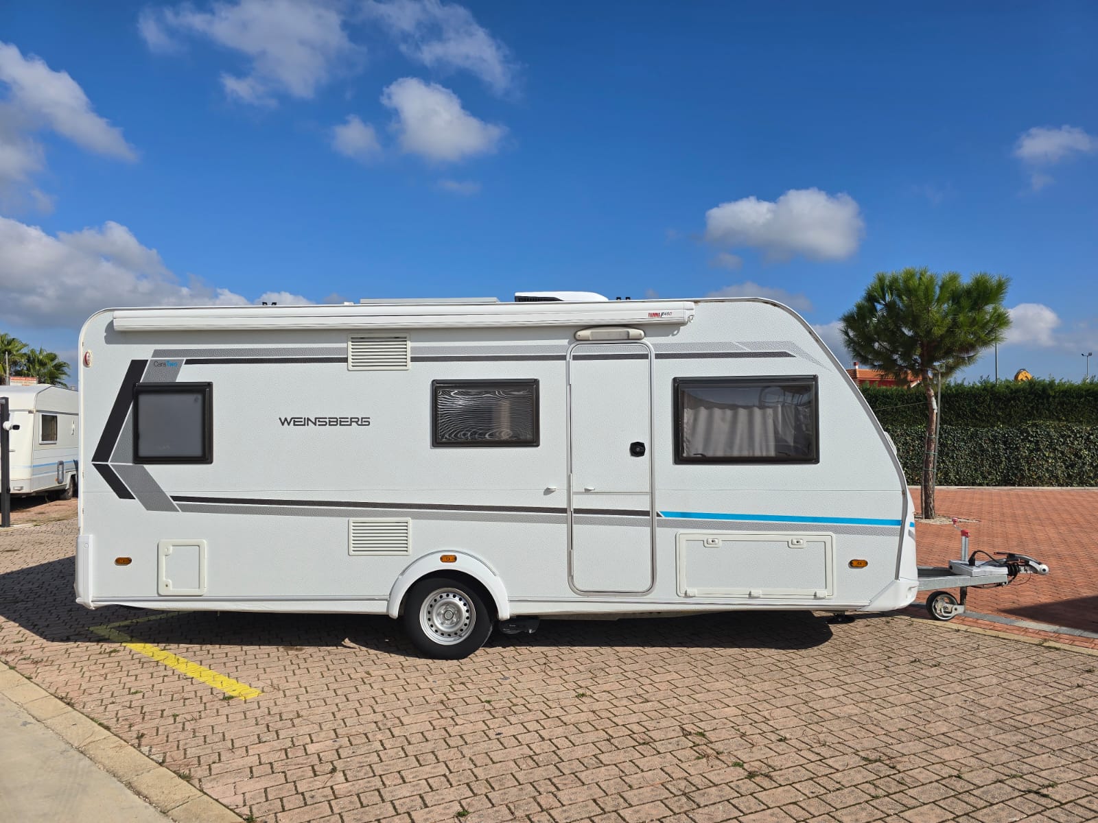 Weinsberg CaraTwo 500 QDK 7 posti clima mover