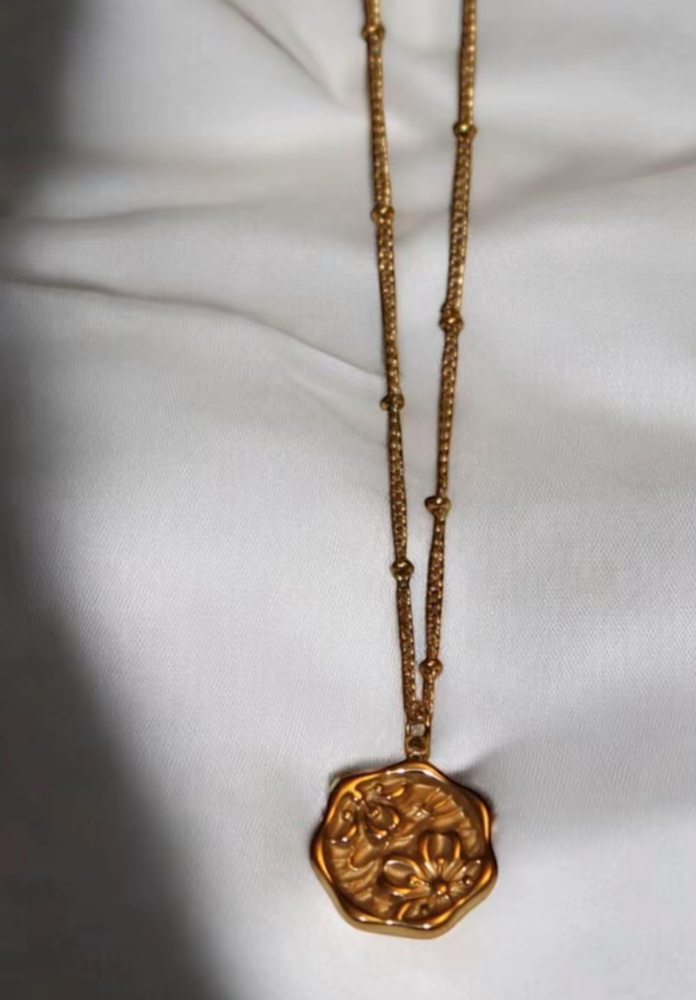 'Floral' Pendant Necklace