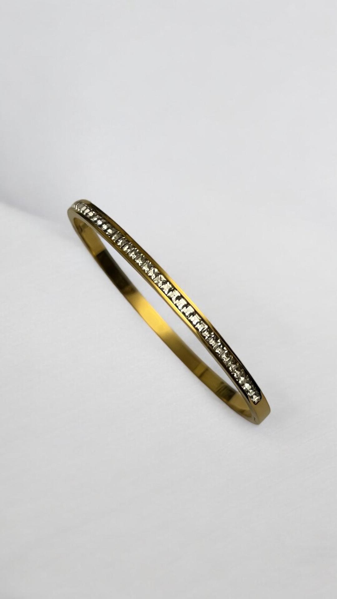 'Golden Radiance' Bangle