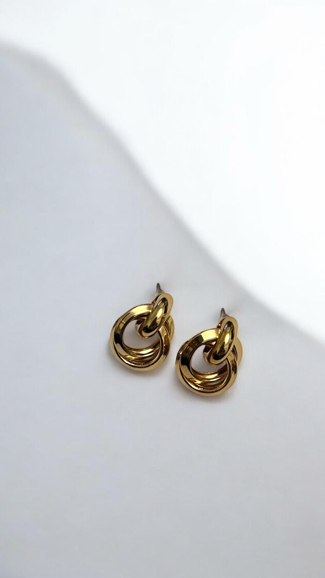 Golden 'Anaya' Earrings