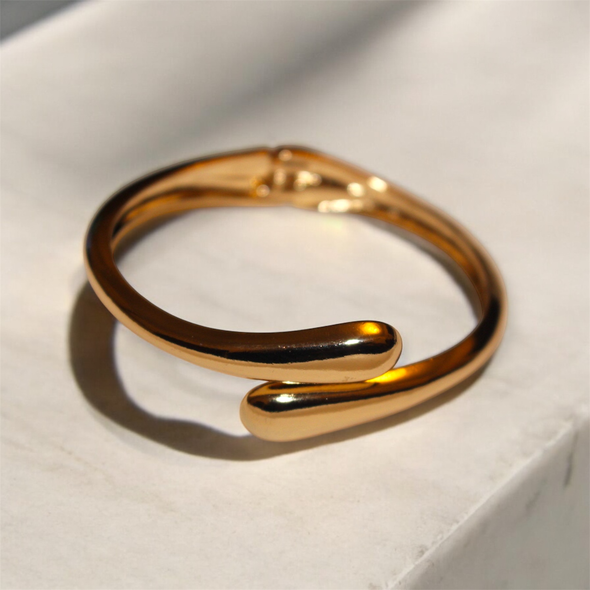 'Aurora' Twist Bangle 