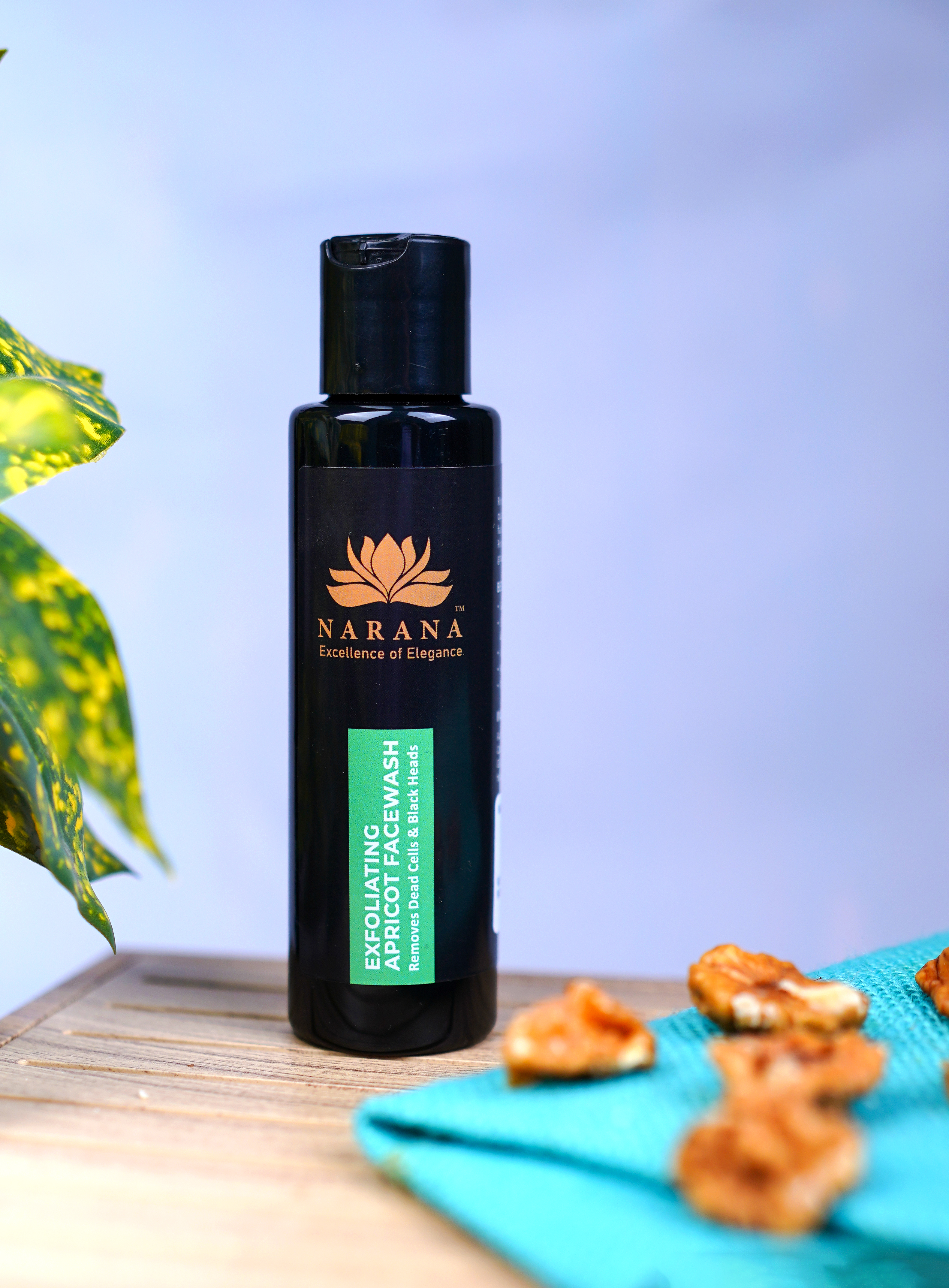 Exfoliating Apricot Facewash