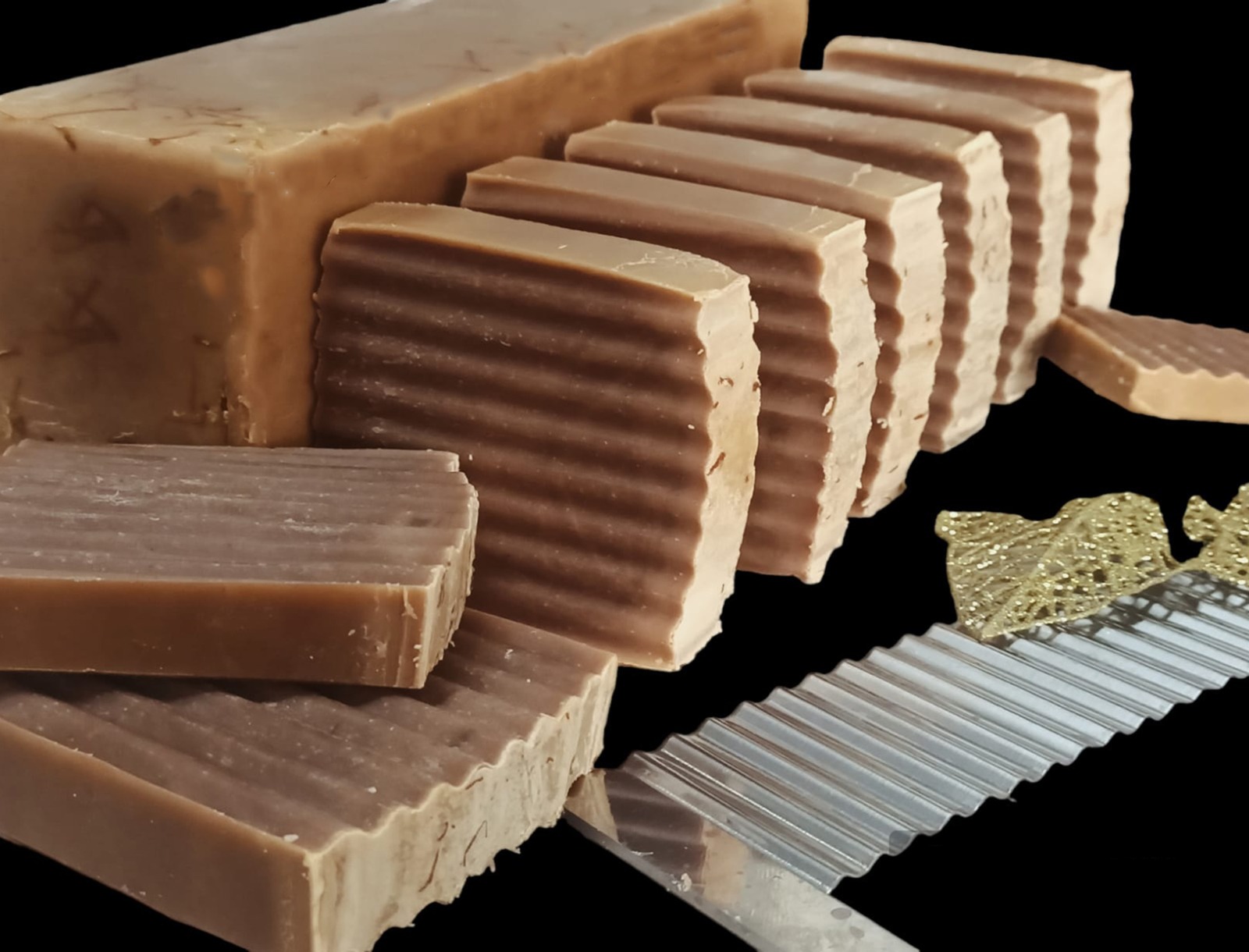 Ancient Kumkuma Sandal Soap (Enriched with Saffron and Sandal)