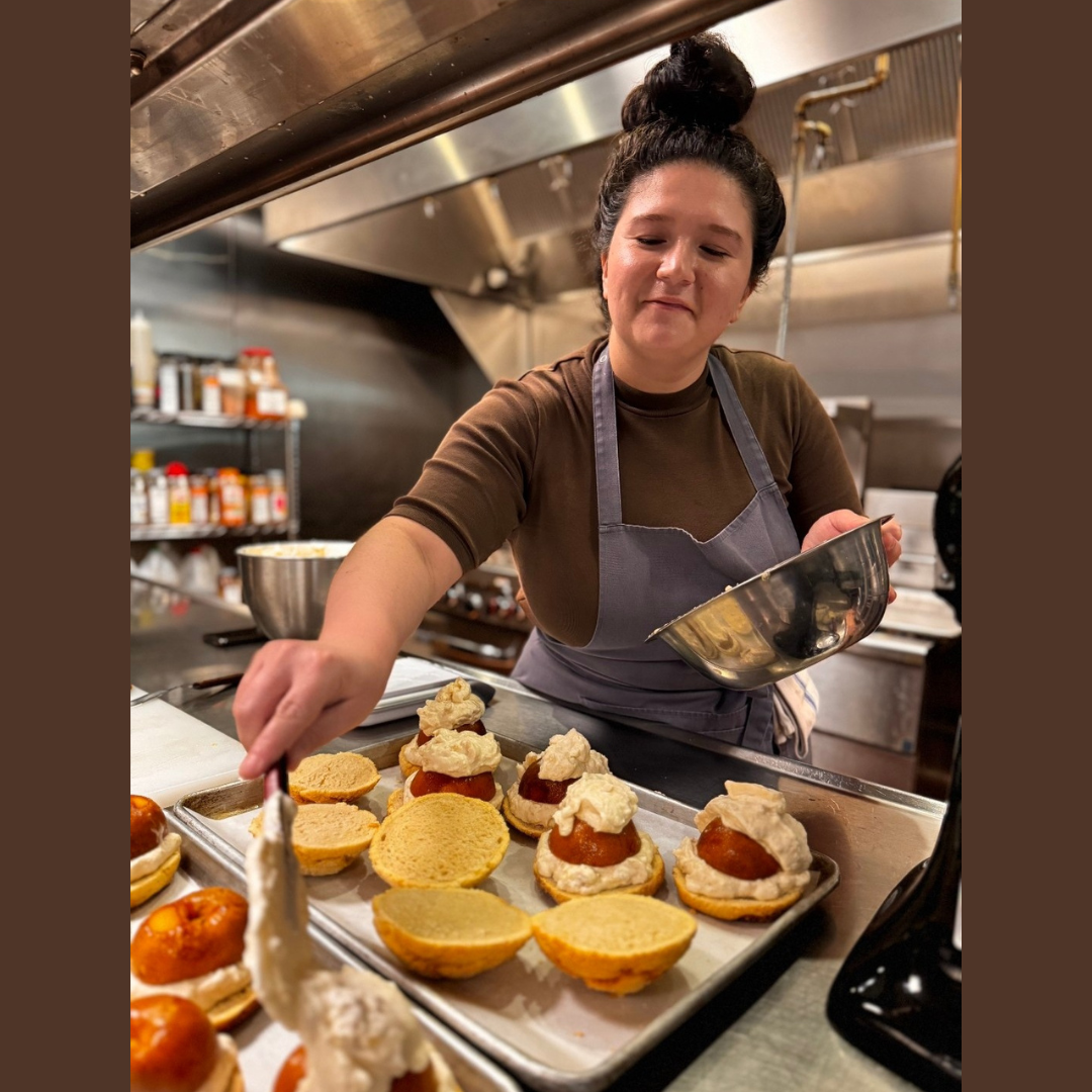 Help Akarenga Pan-ya Grow!