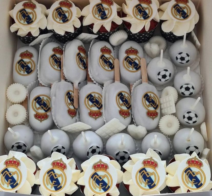  Real Madrid Thema Luxe Dessert Box