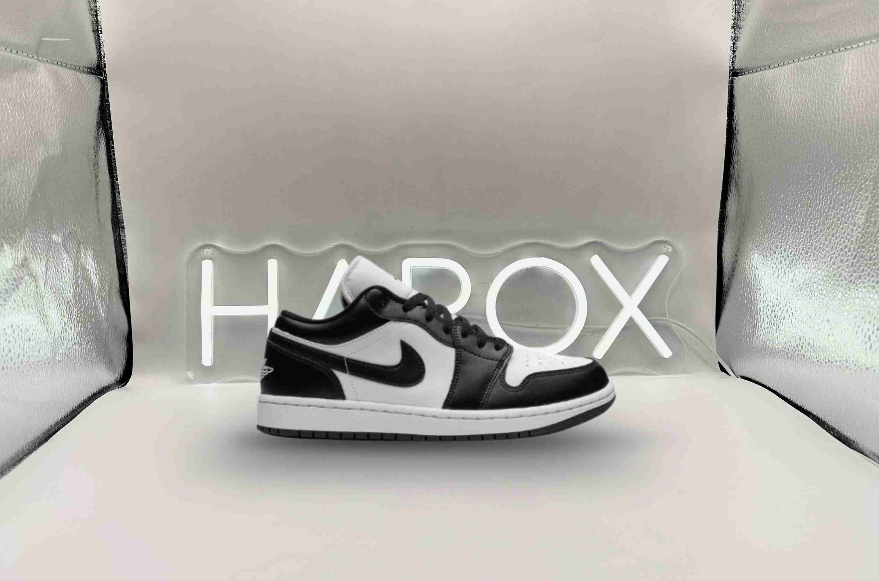 Air Jordan 1 Low