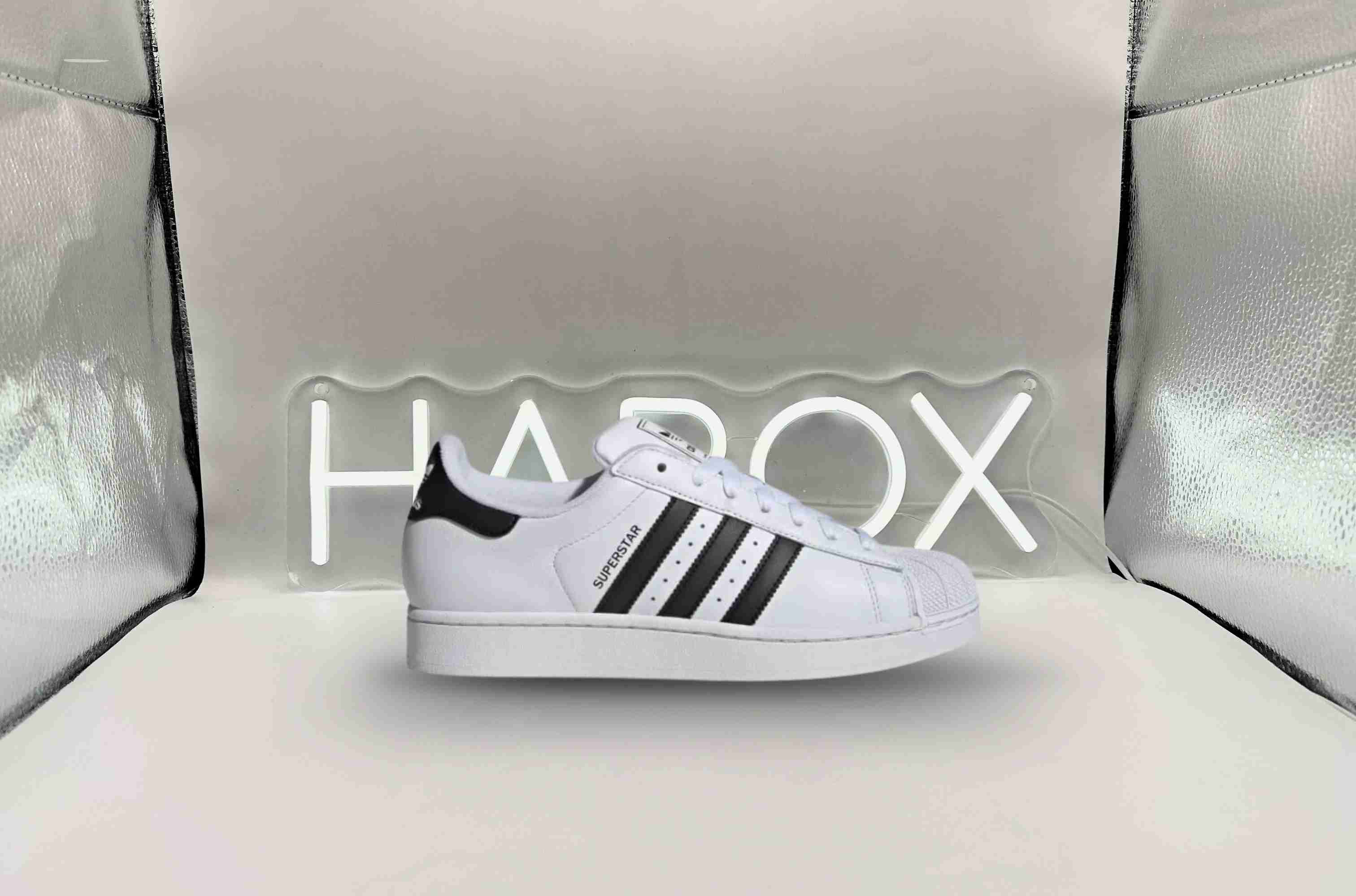 Adidas Superstar