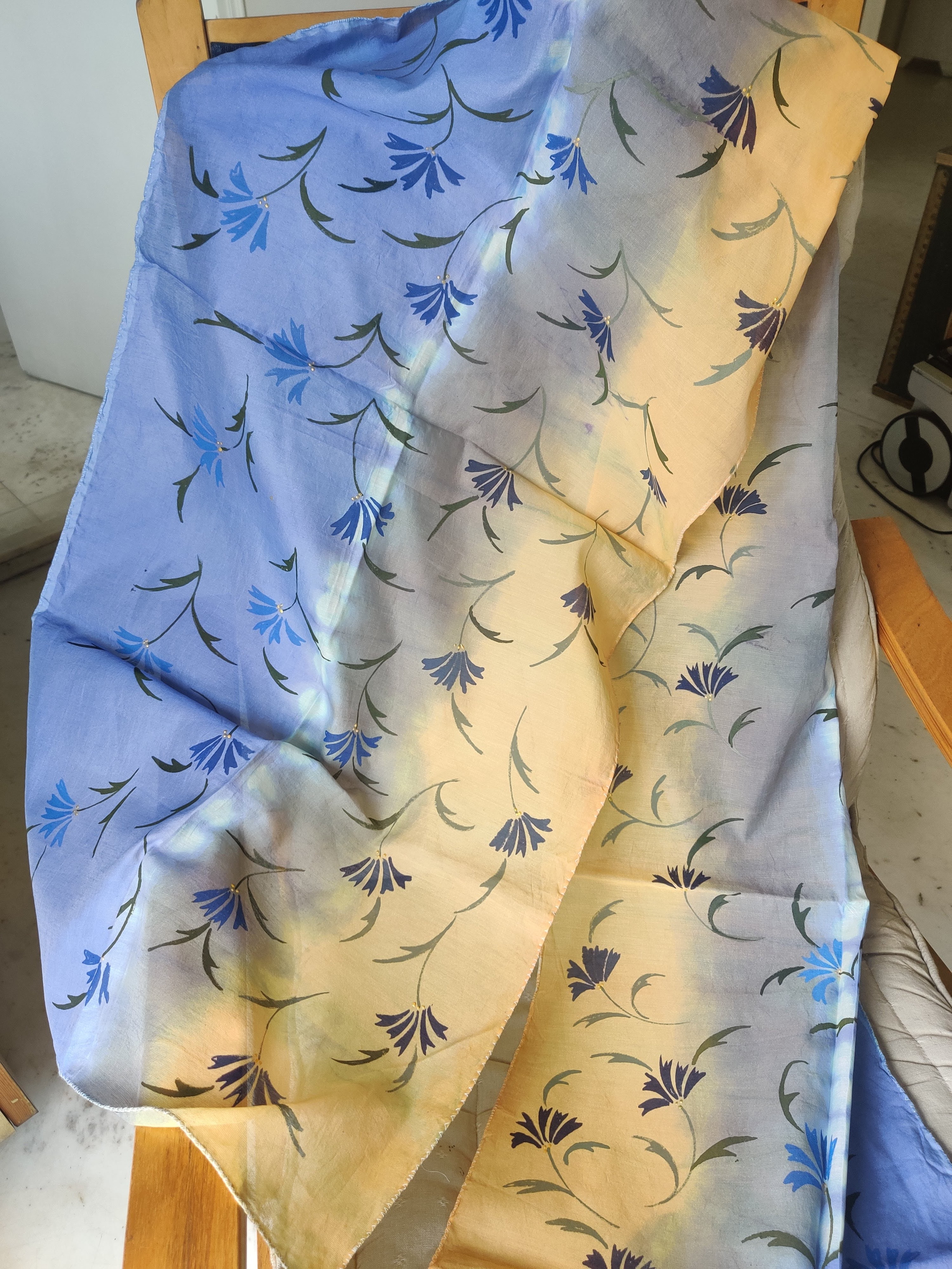 Gradient Floral Painted Dupatta (DCH554)