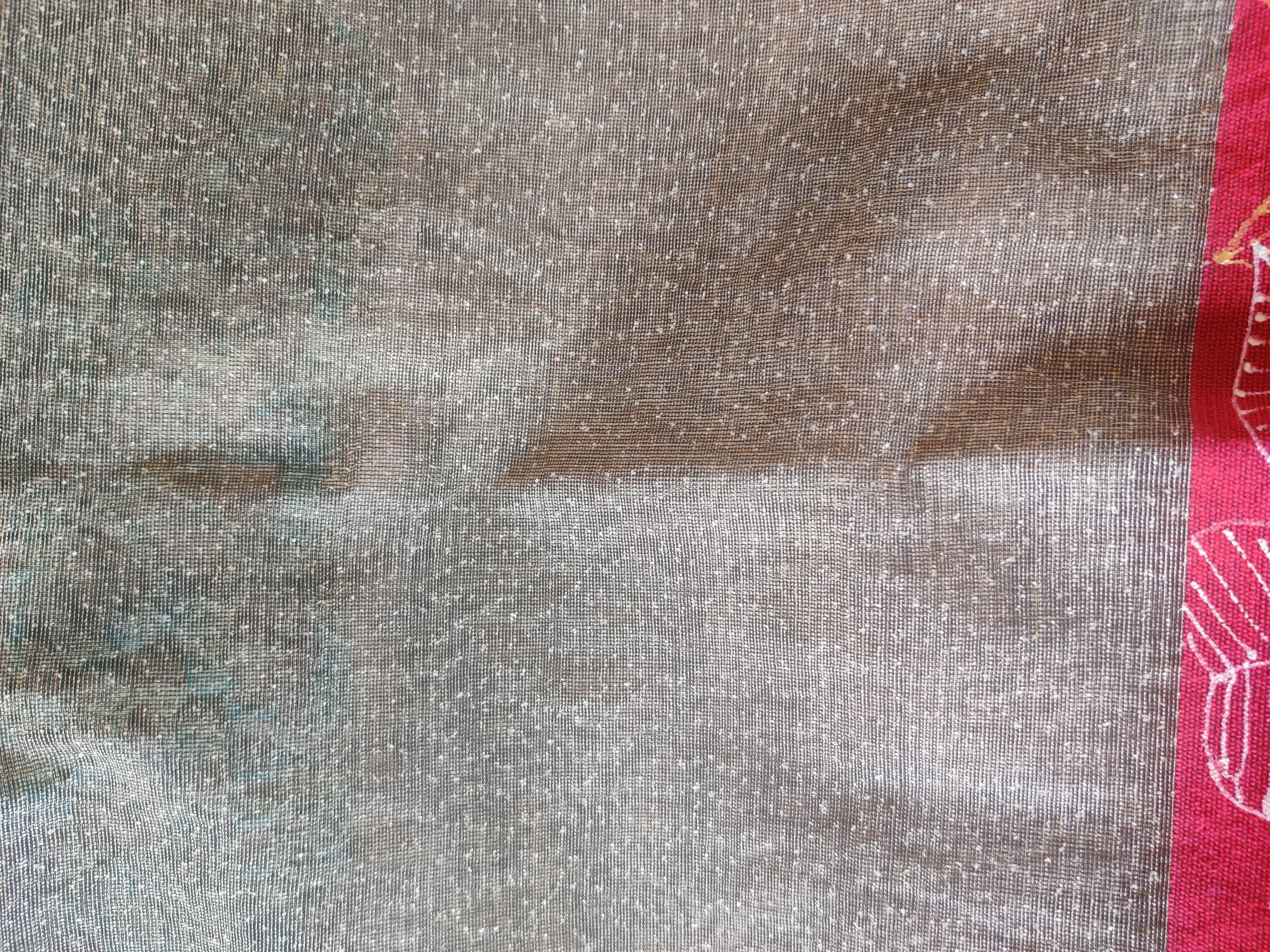 Vaseline and red dupatta (DF581)