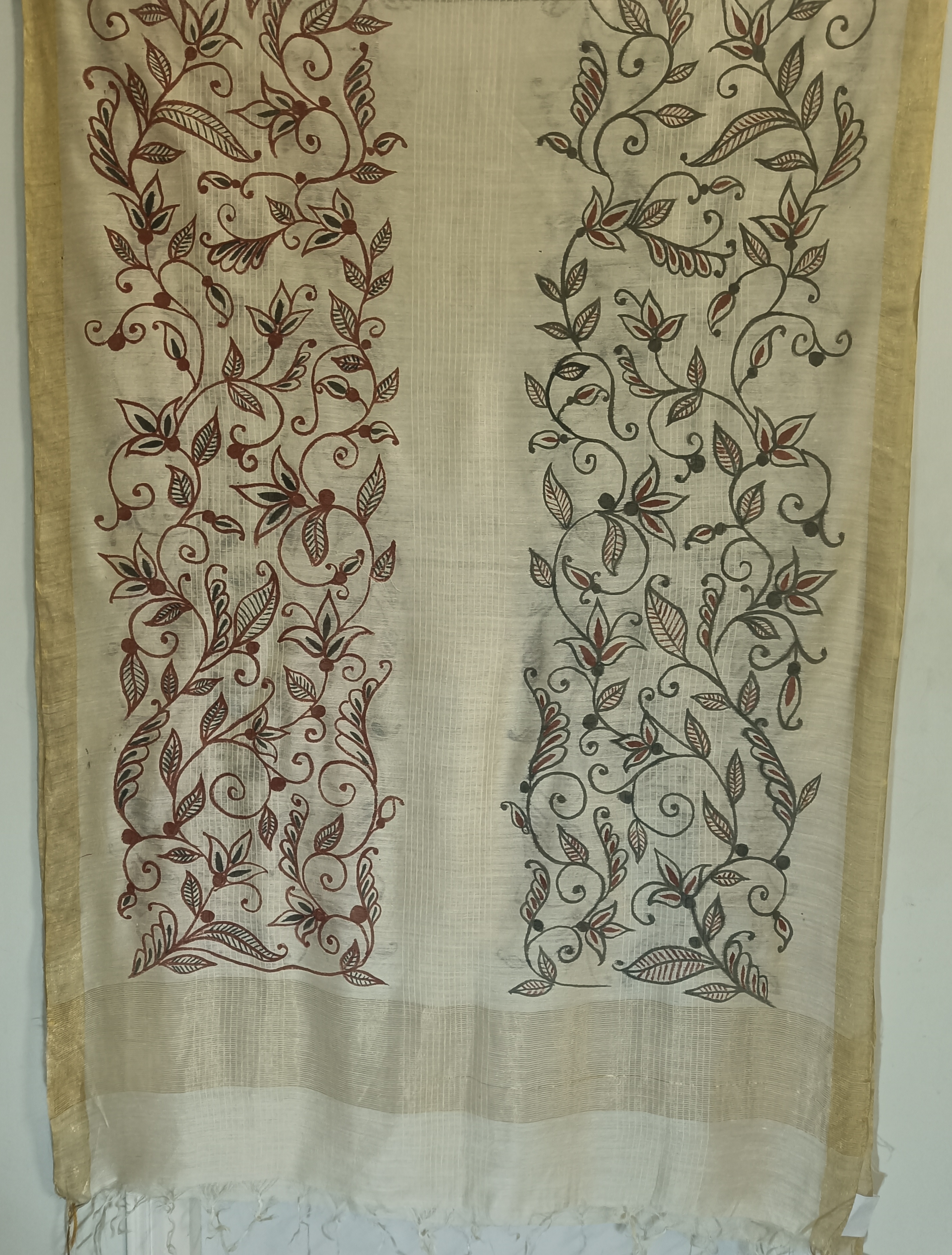 Hand painted silk dupatta (DS743)