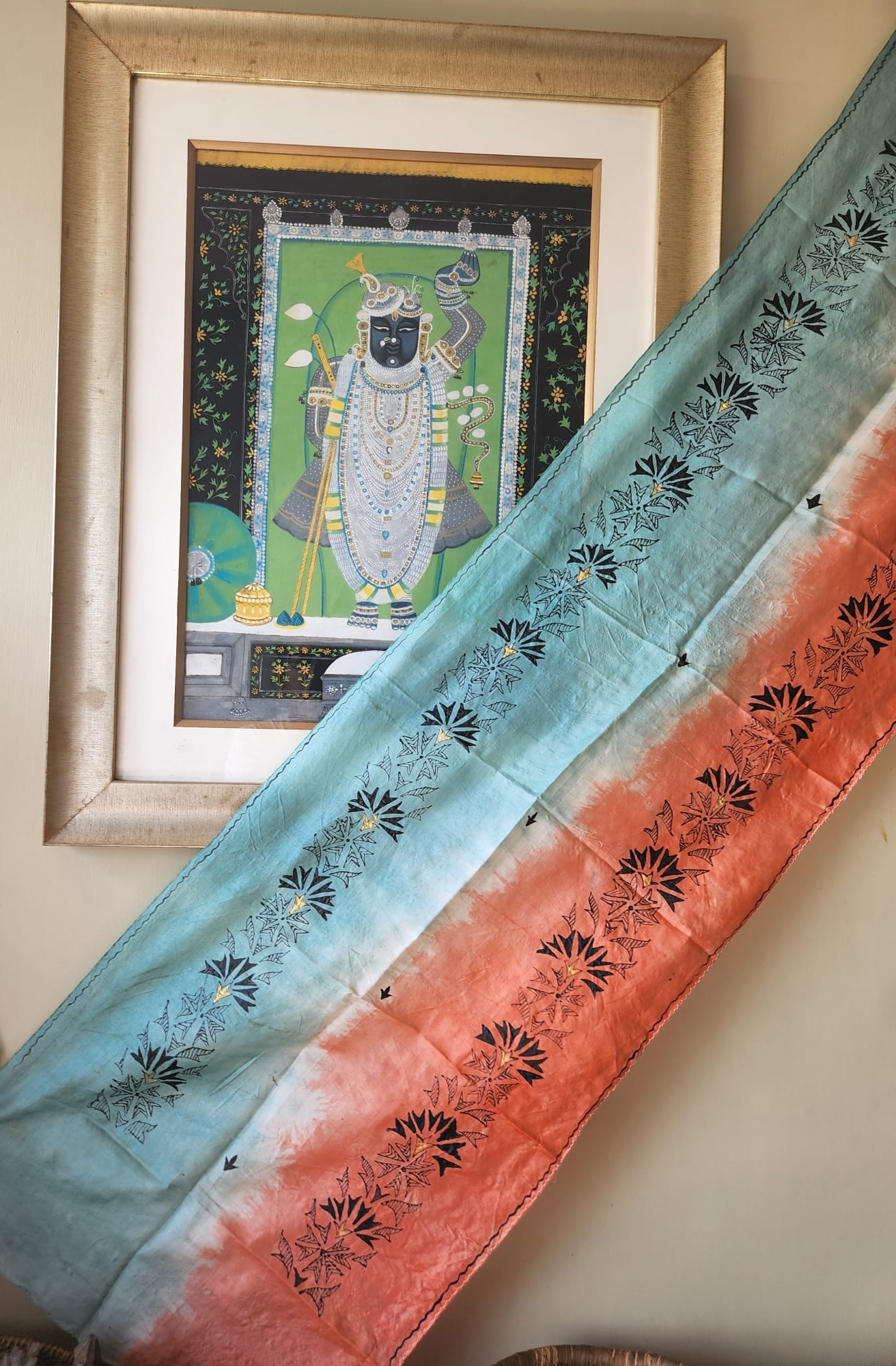  Silk hand painted decorative Stole TS103