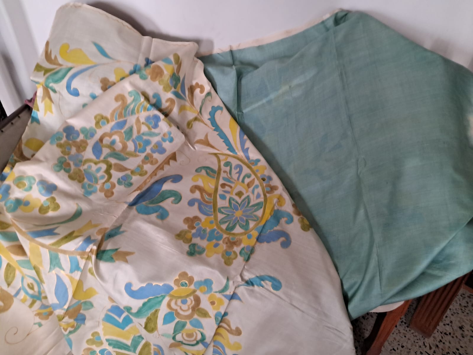 Half offwhite and half green dyed silk  saree  (SS593)