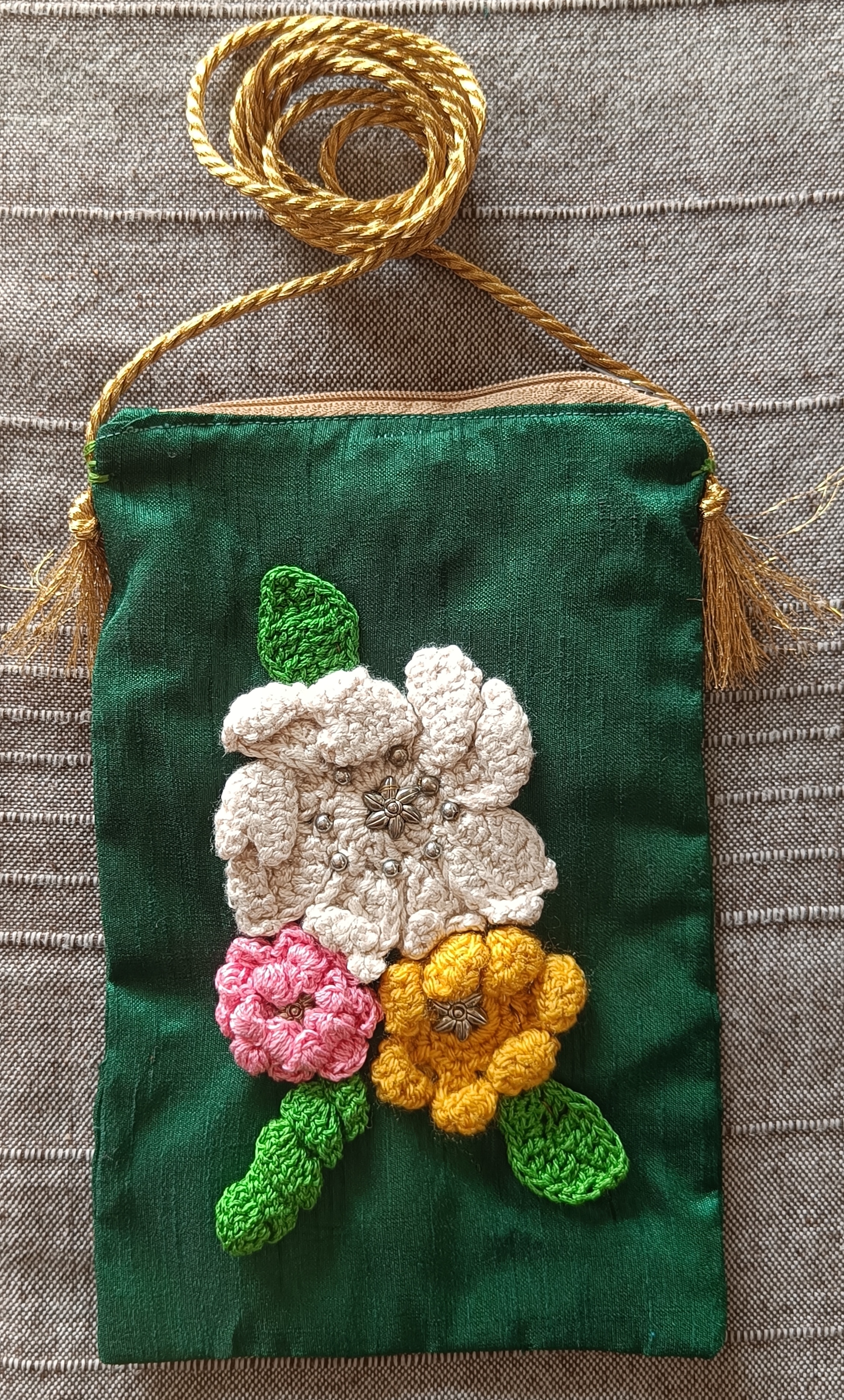 Handcrafted Mobile Pouch