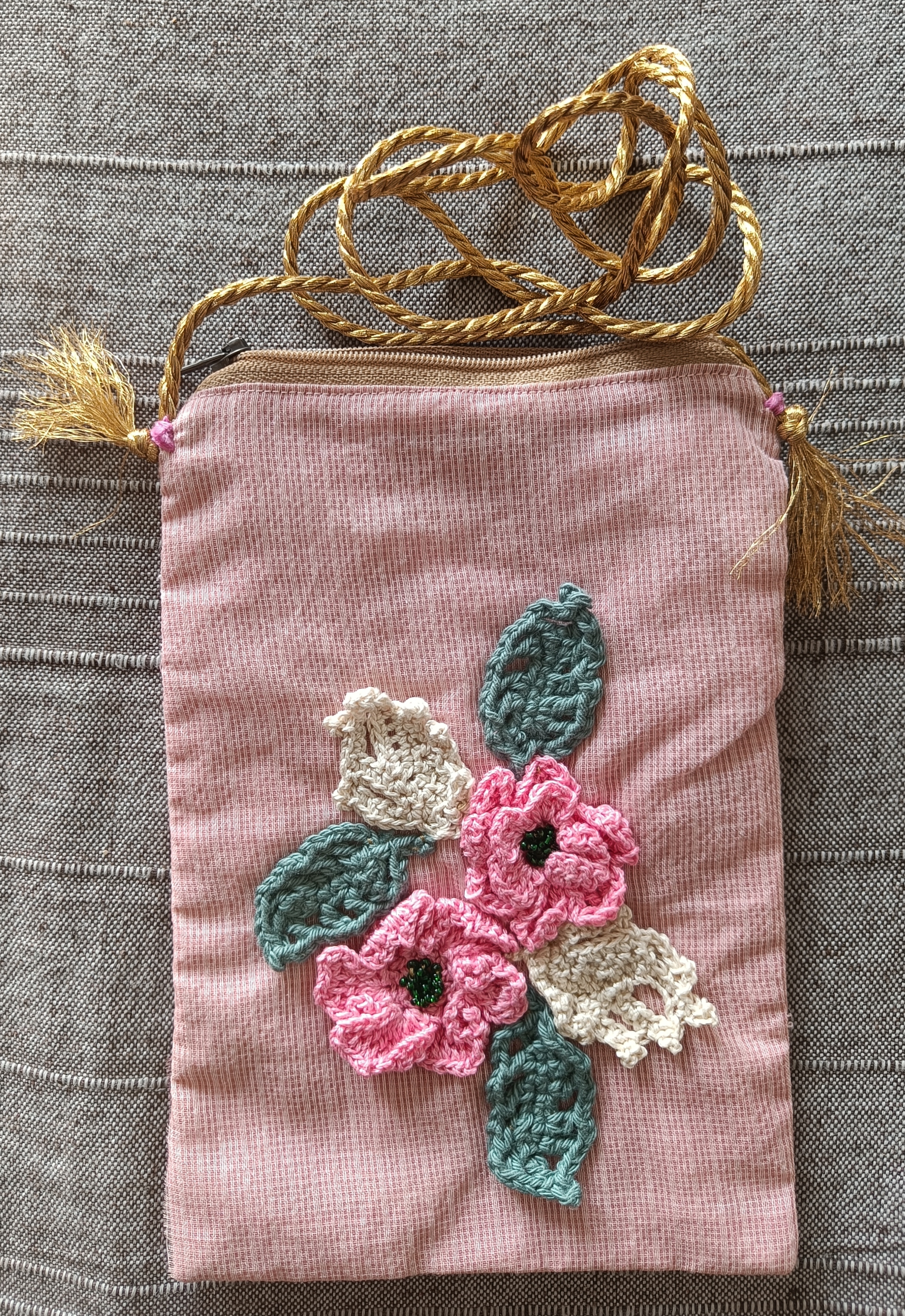 Handmade Mobile Pouch