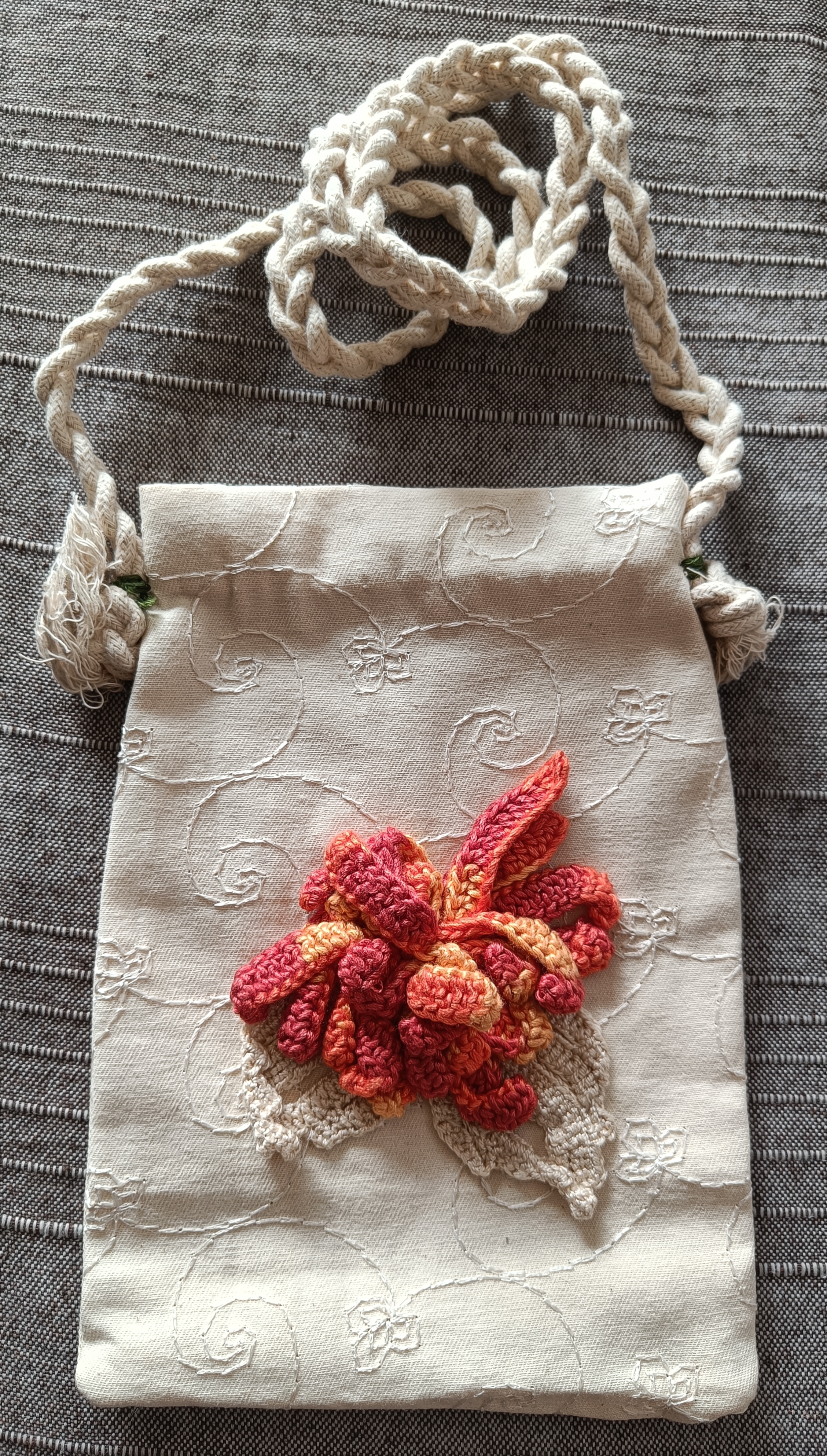 Handcrafted Mobile Pouch