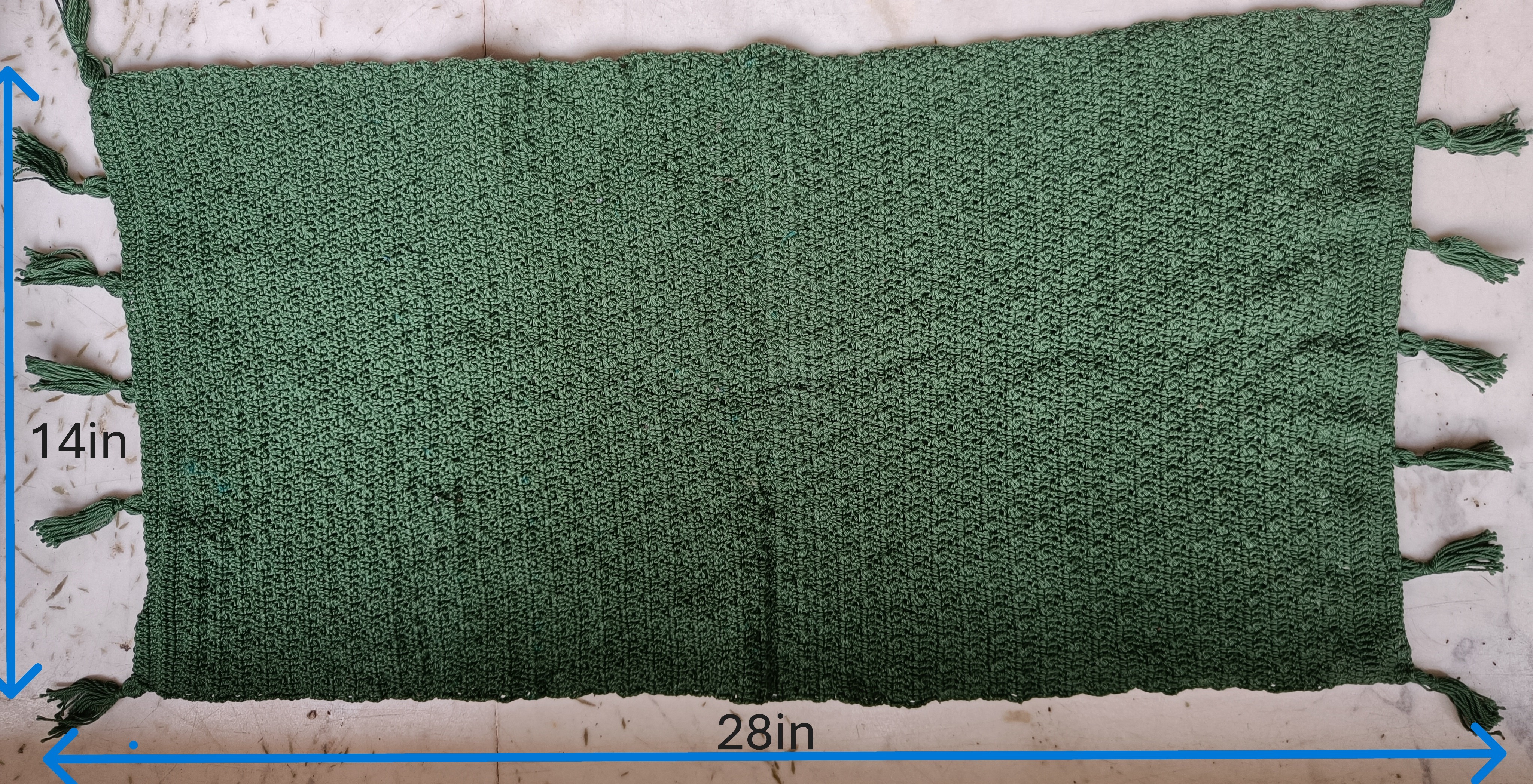 Hand-crafted table-mat M01