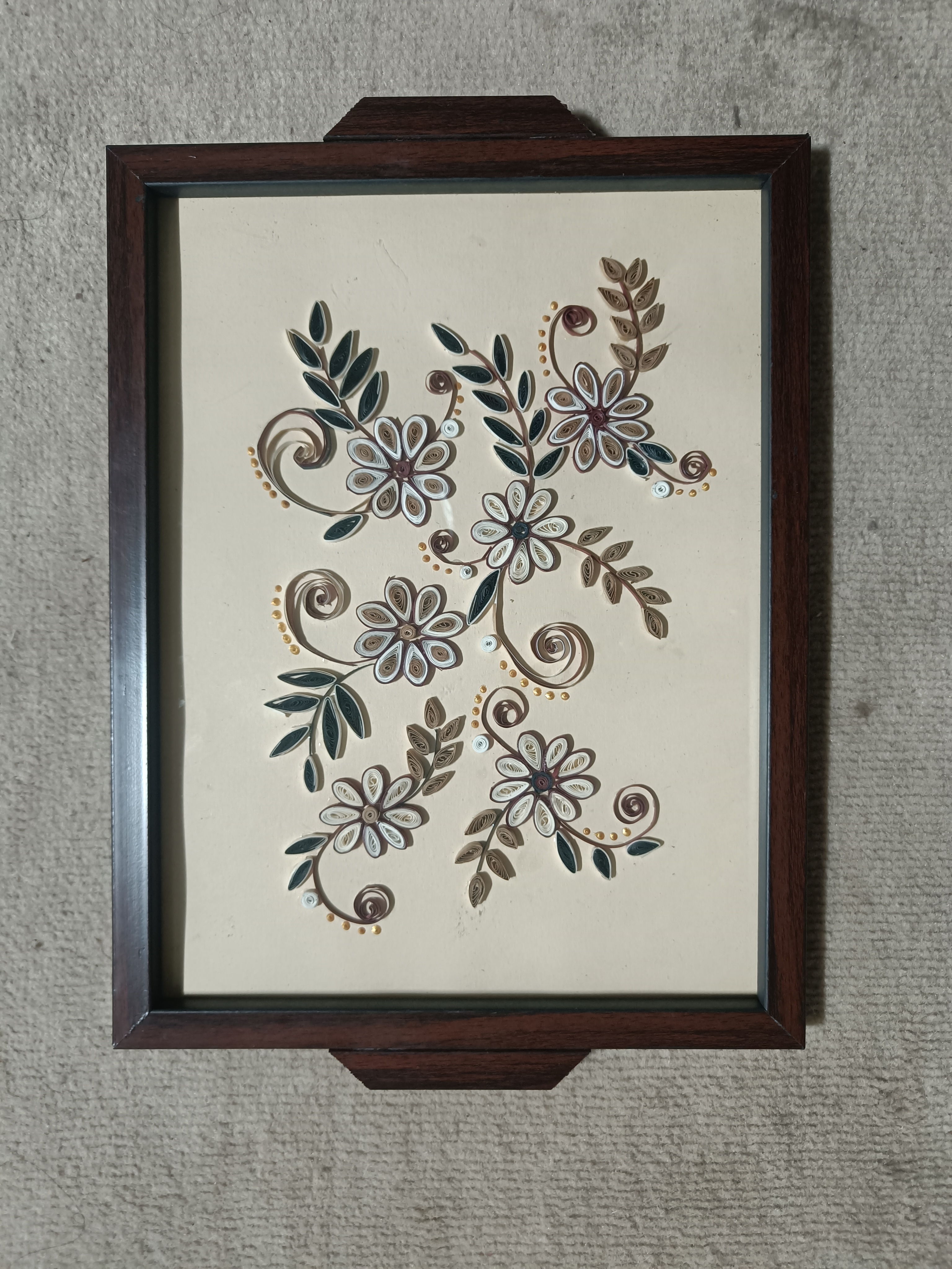 Wooden Tray with Hand-made Floral Art Q04