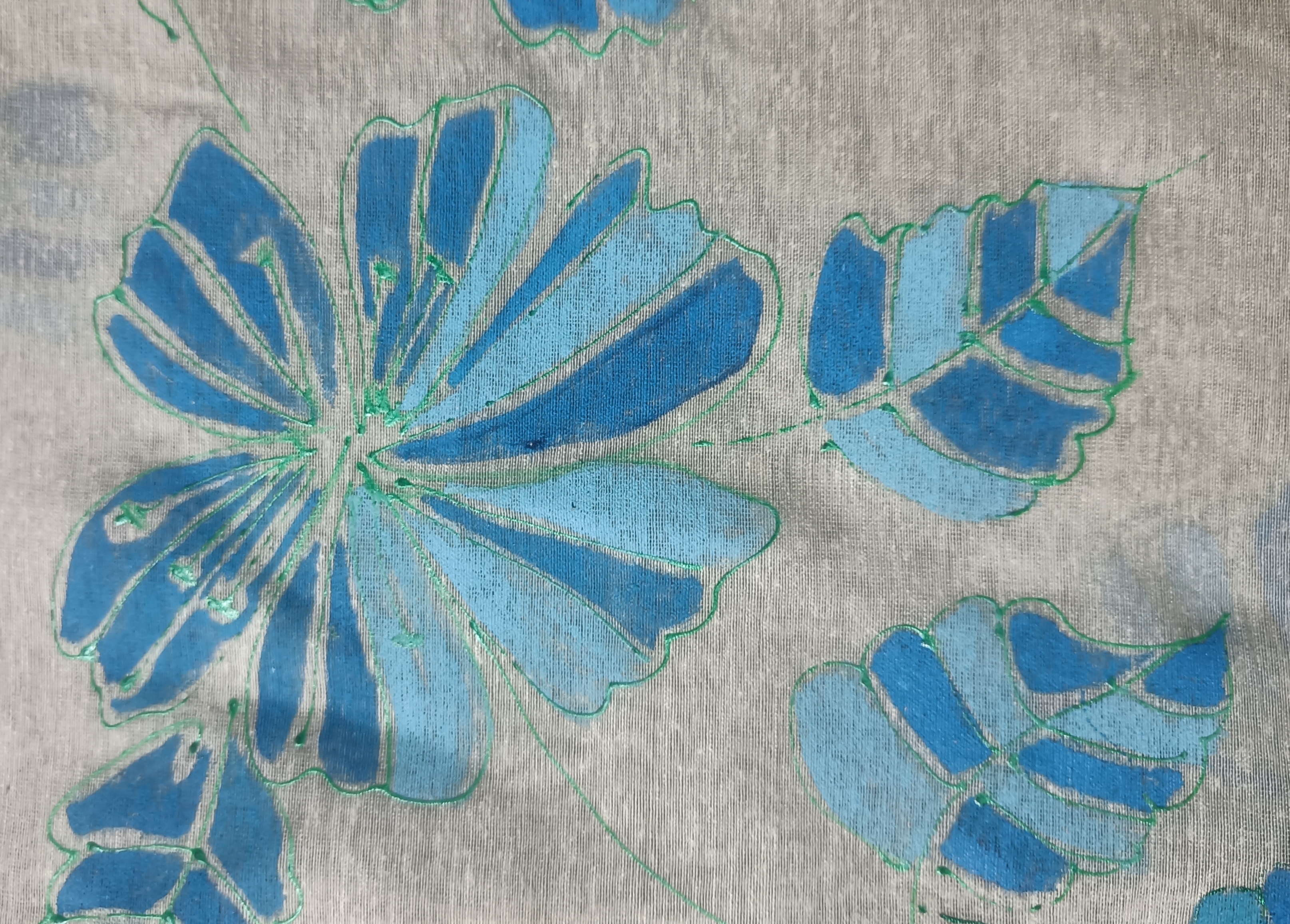 Hand-Painted Floral Dupatta (DF564)