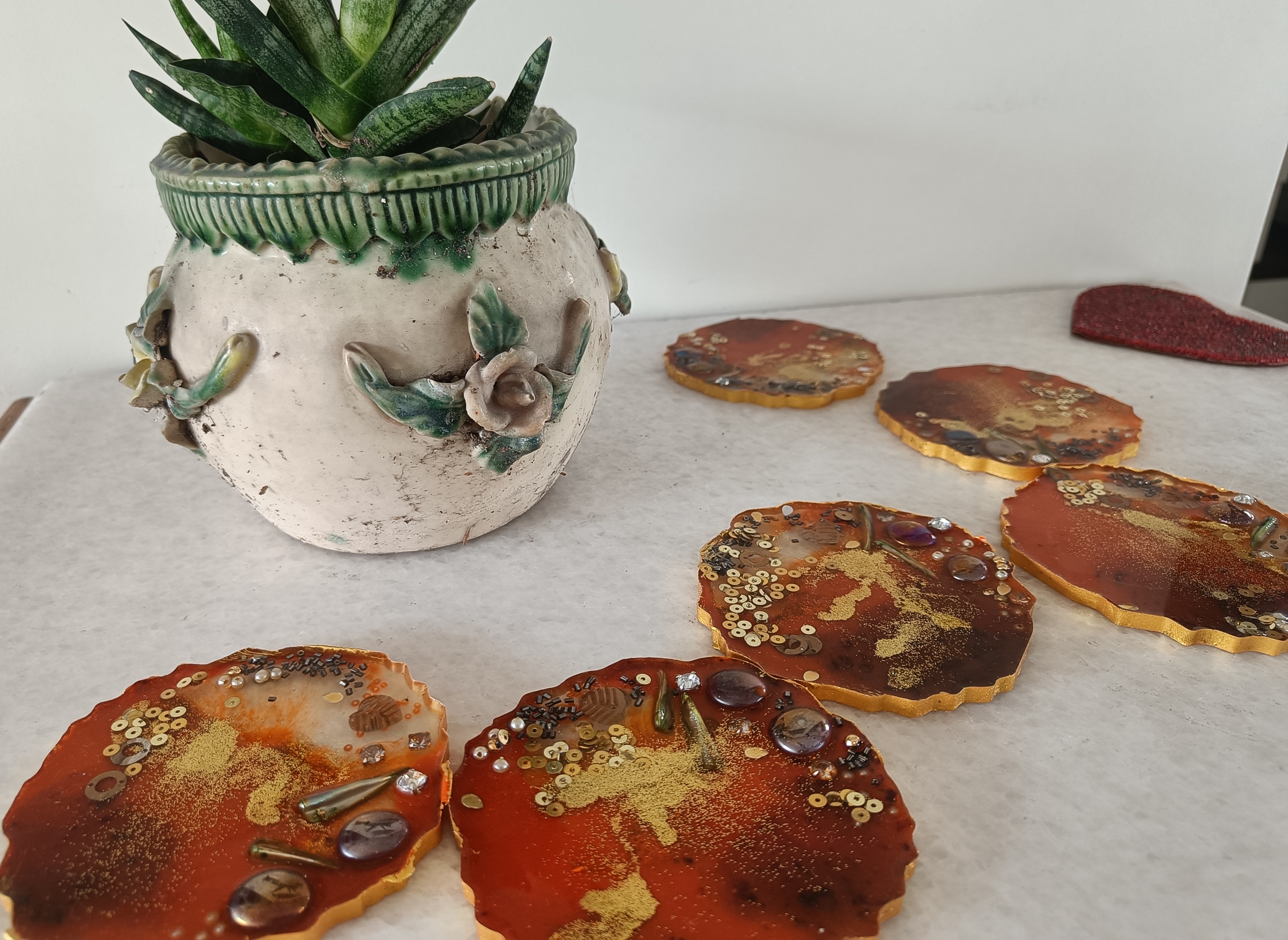 Handcrafted Set of 6 Resin Coasters R14