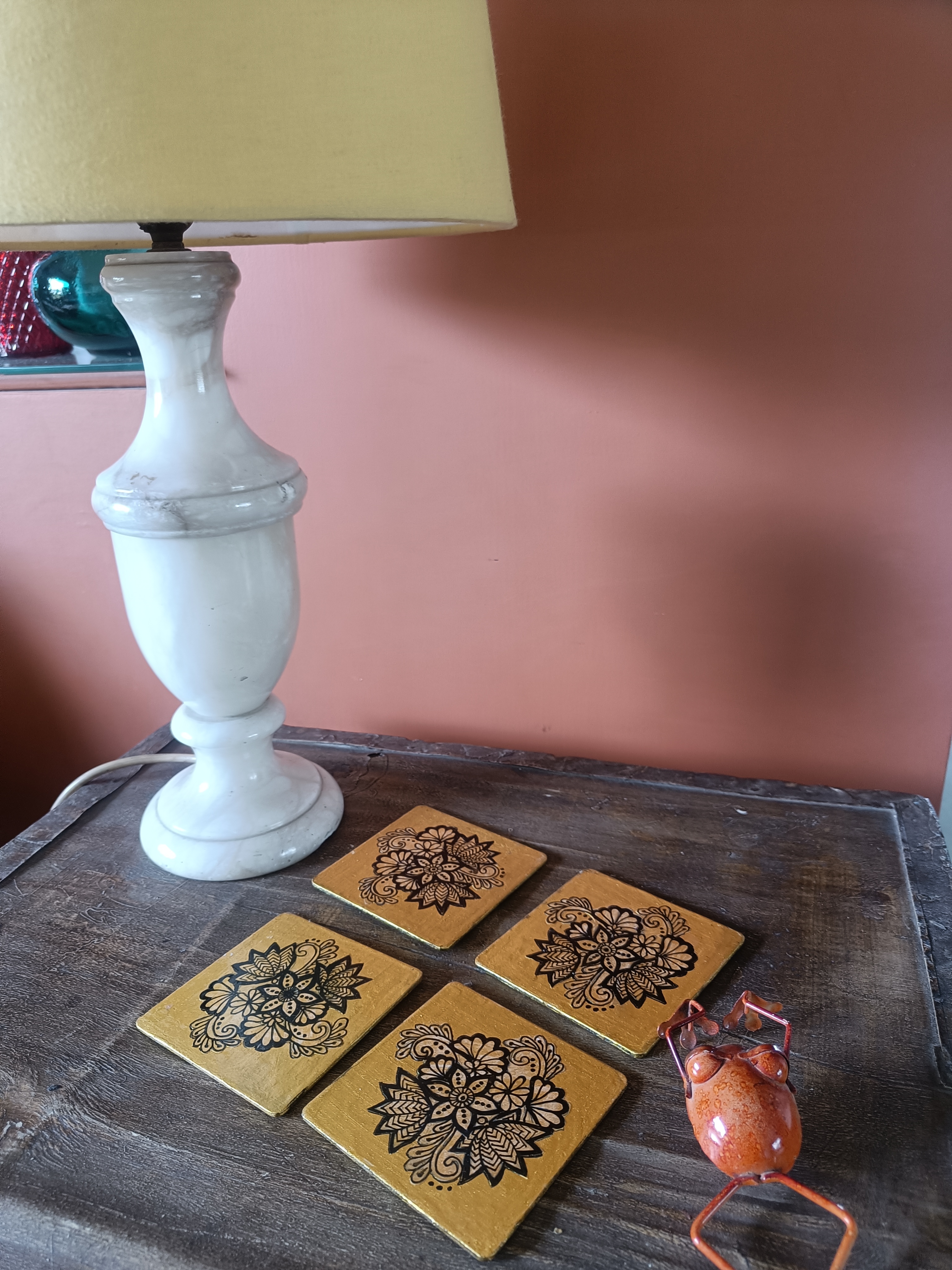 Hand-painted Decorative  set of 4 Coasters