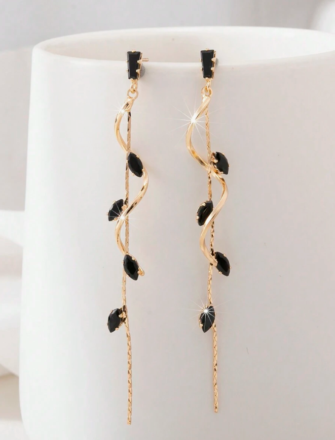 1 paire de boucles d'oreilles créoles de femme feuille étoile en zircone brillante de luxe, variété multi-couleur pour le port quotidien, les fêtes, les tenues de soirée, un cadeau pour les amies