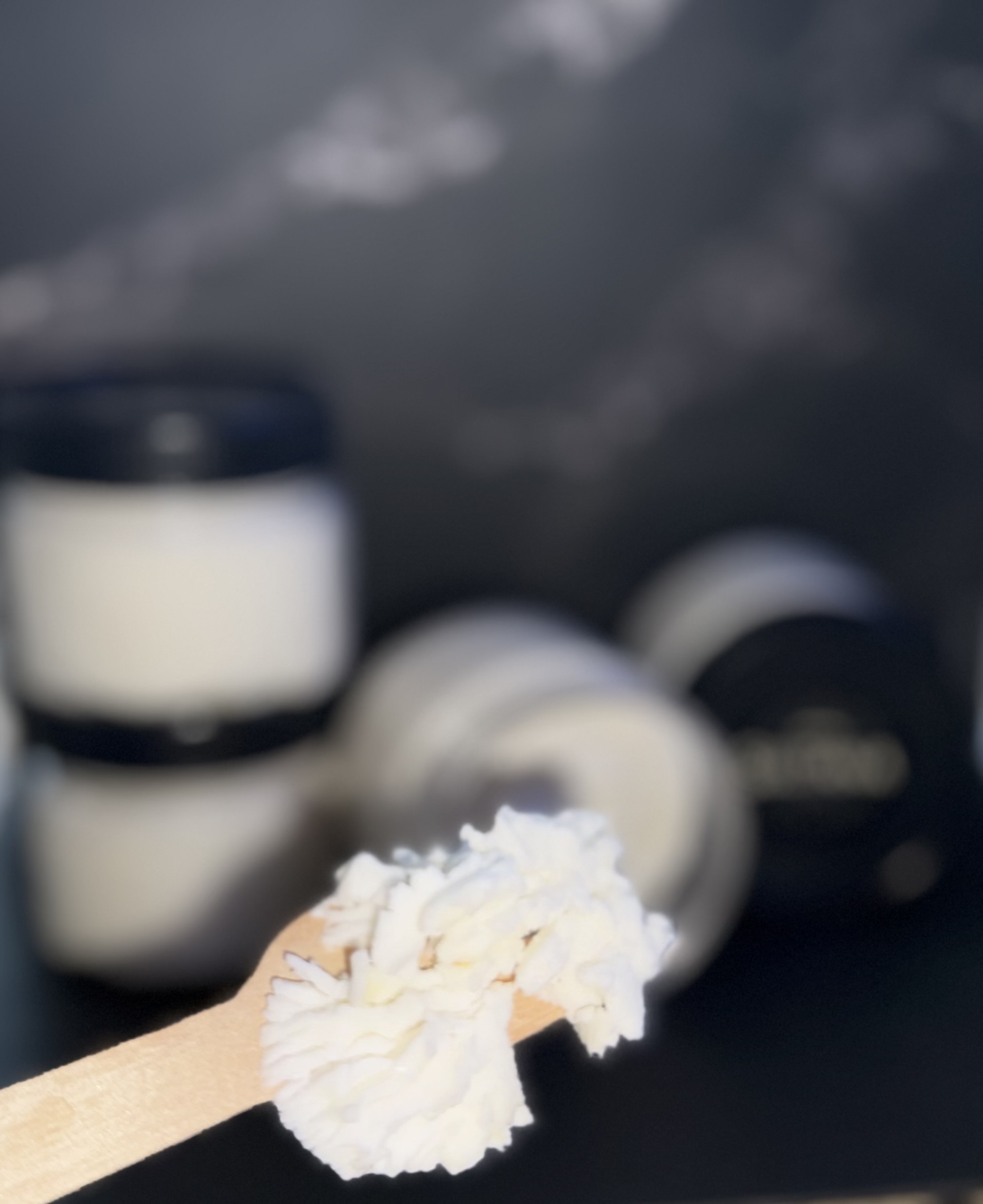   قشطة الجسم بزبدة الشيا والكاكاو 