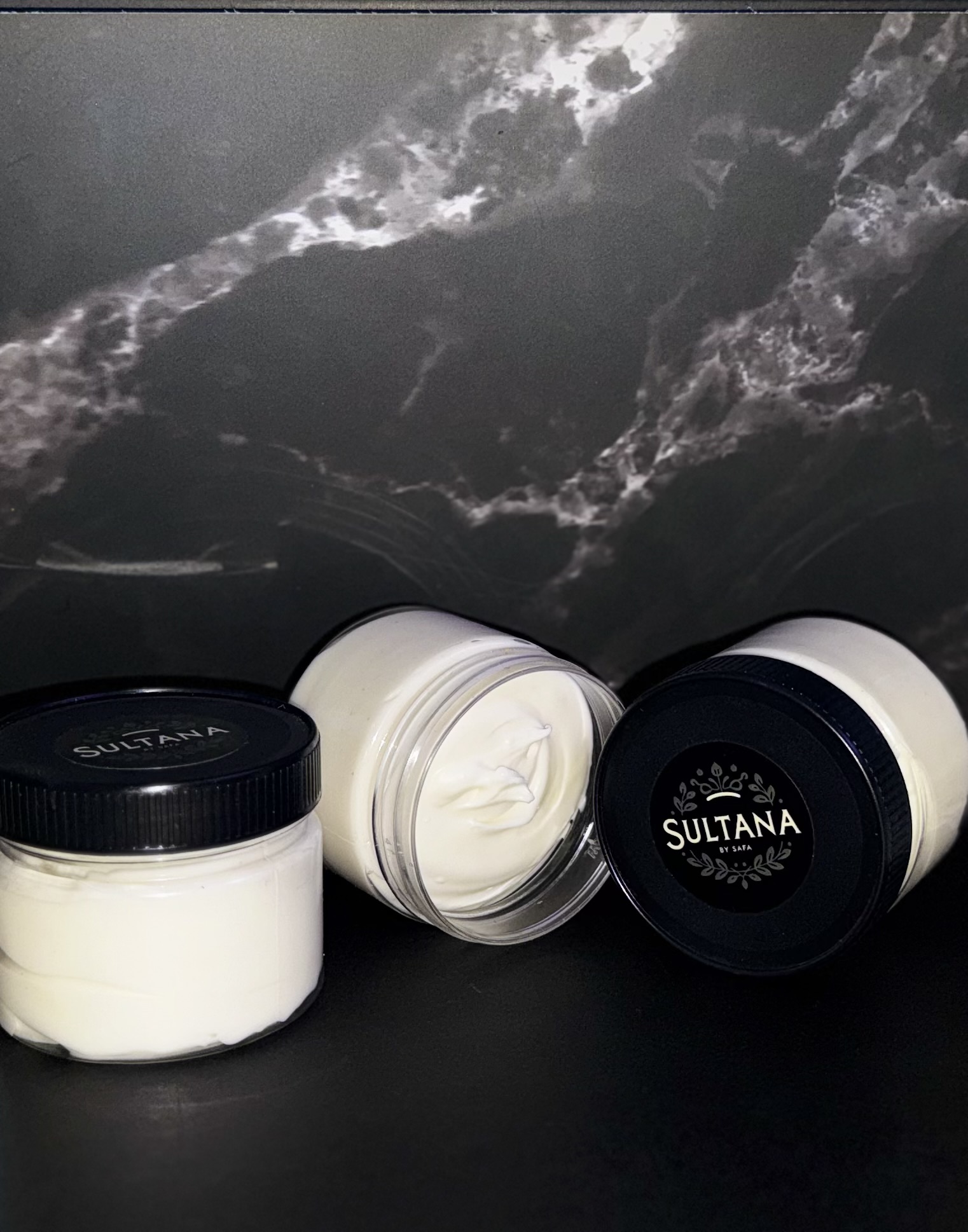   قشطة الجسم بزبدة الشيا والكاكاو 