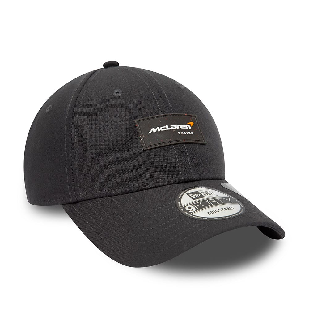 McLaren 2025 Black Cap
