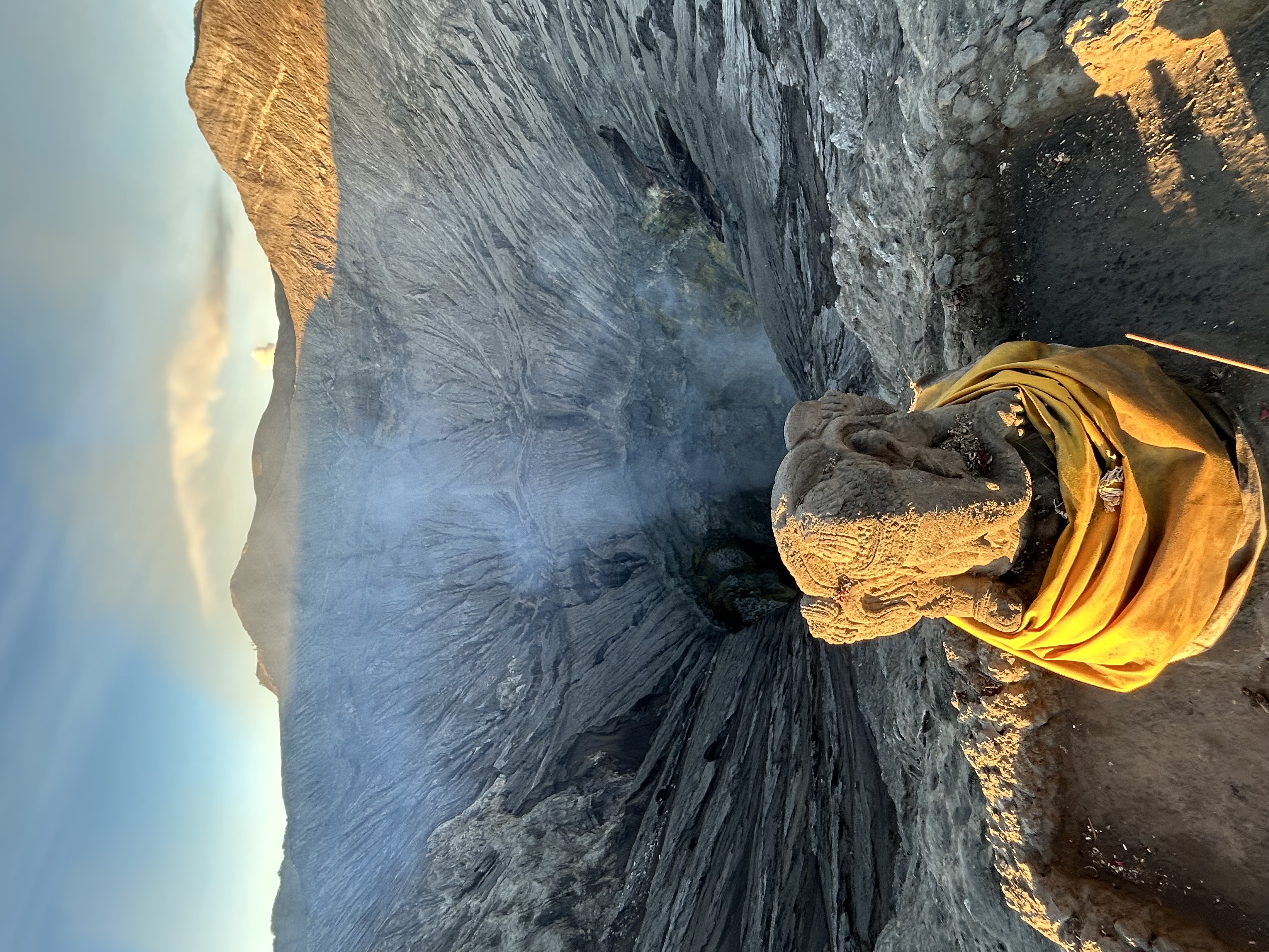 From Malang/Surabaya: Mount Bromo and Ijen Crater 2-Day Tour