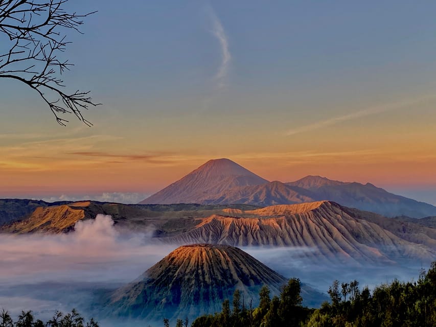 Surabaya/Malang: 3-Day Tumpak Sewu Bromo Ijen Volcano Tour 