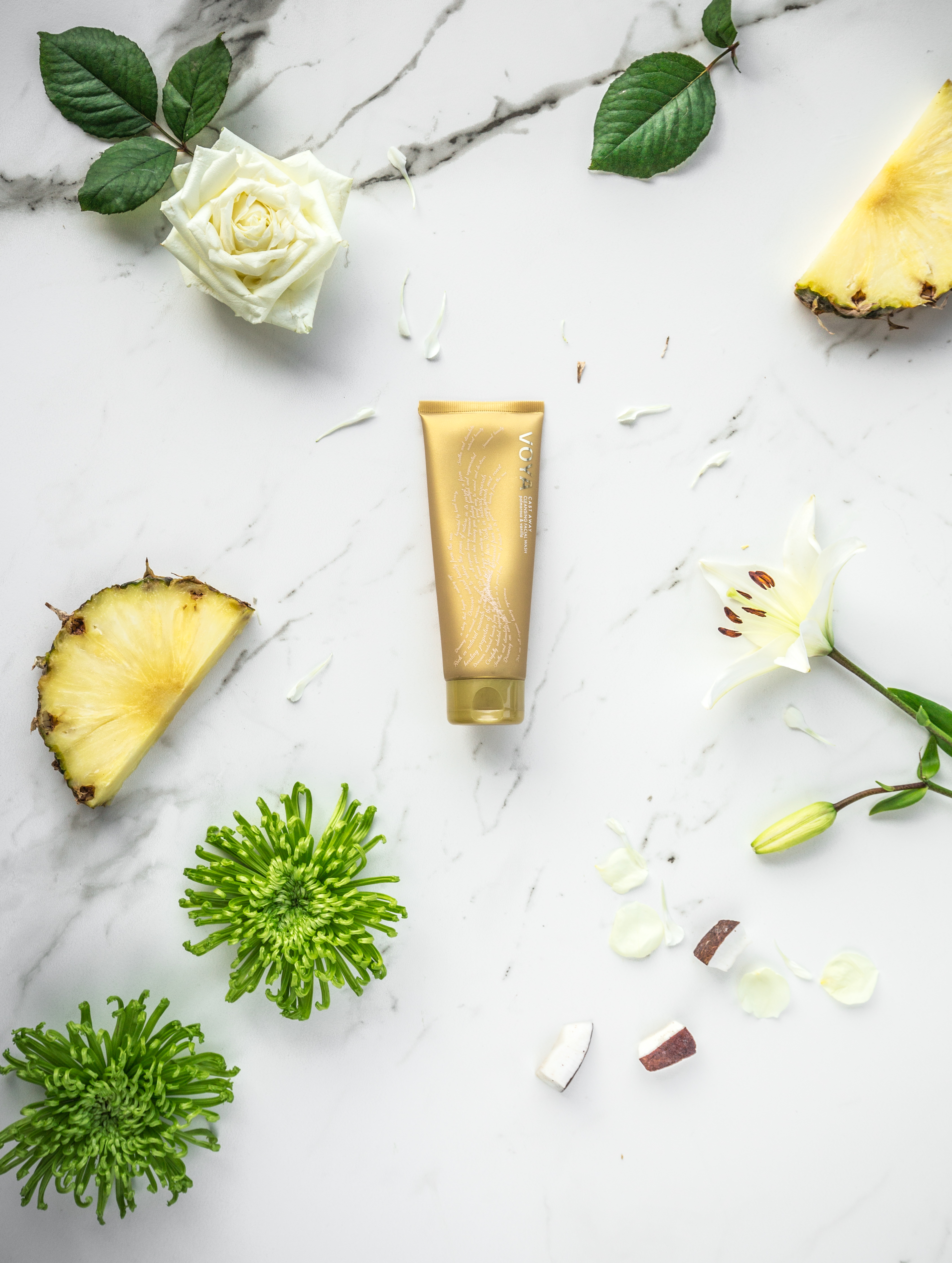 CAST AWAY  - Valomasis prausiklis veidui